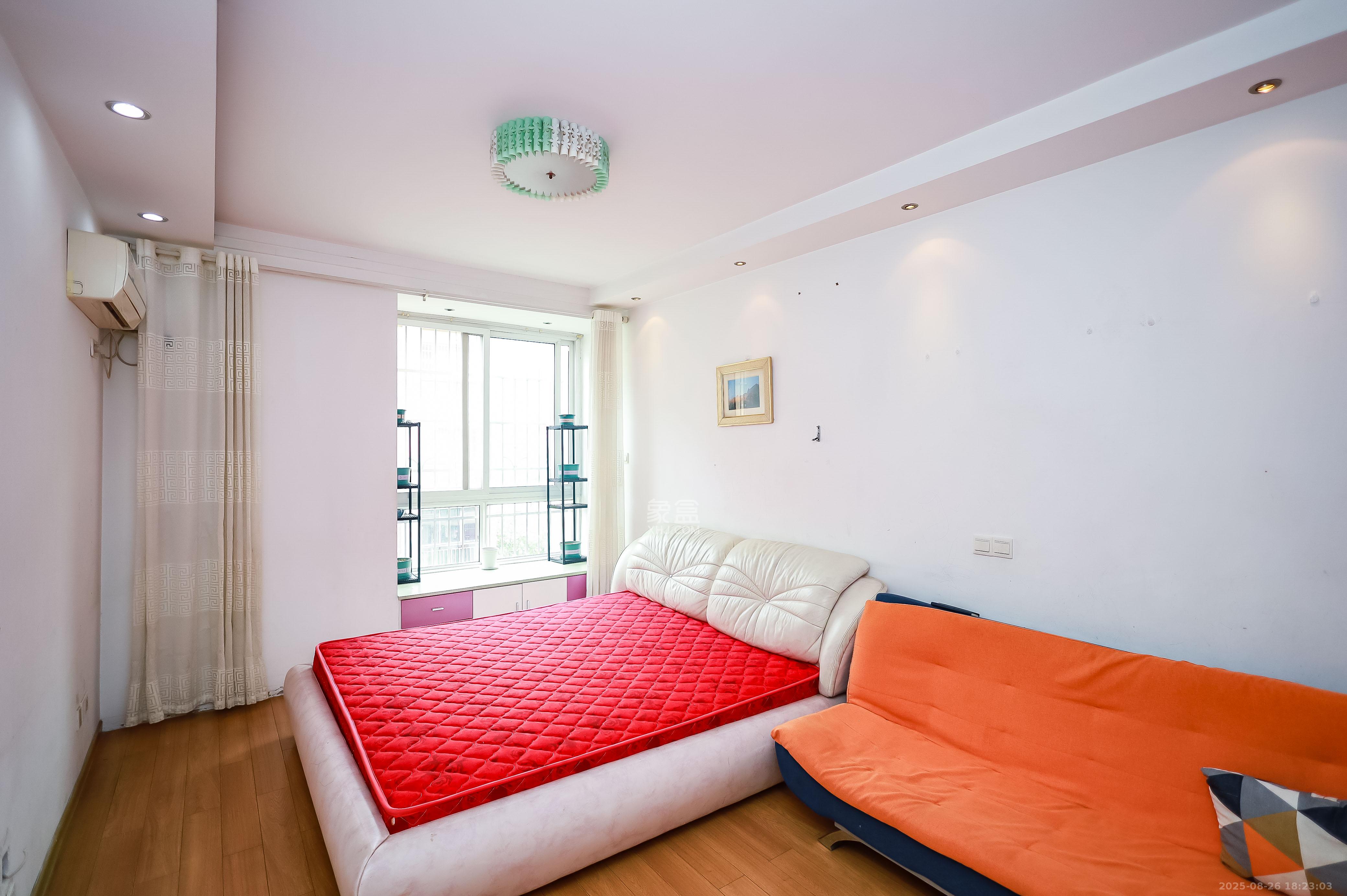 水木兰庭  2室2厅1卫    62.0万卧室