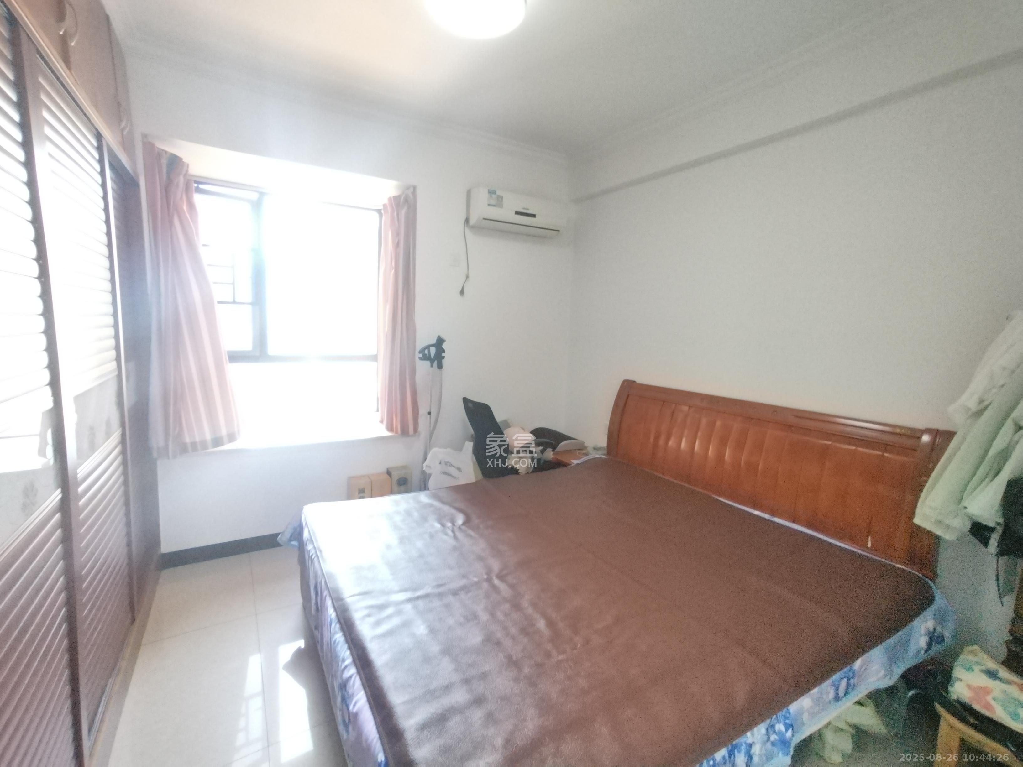 茶山馨苑 3室2厅2卫 3000.0元/月 茶山馨苑 3室2厅2卫 3000.0元/月室内图