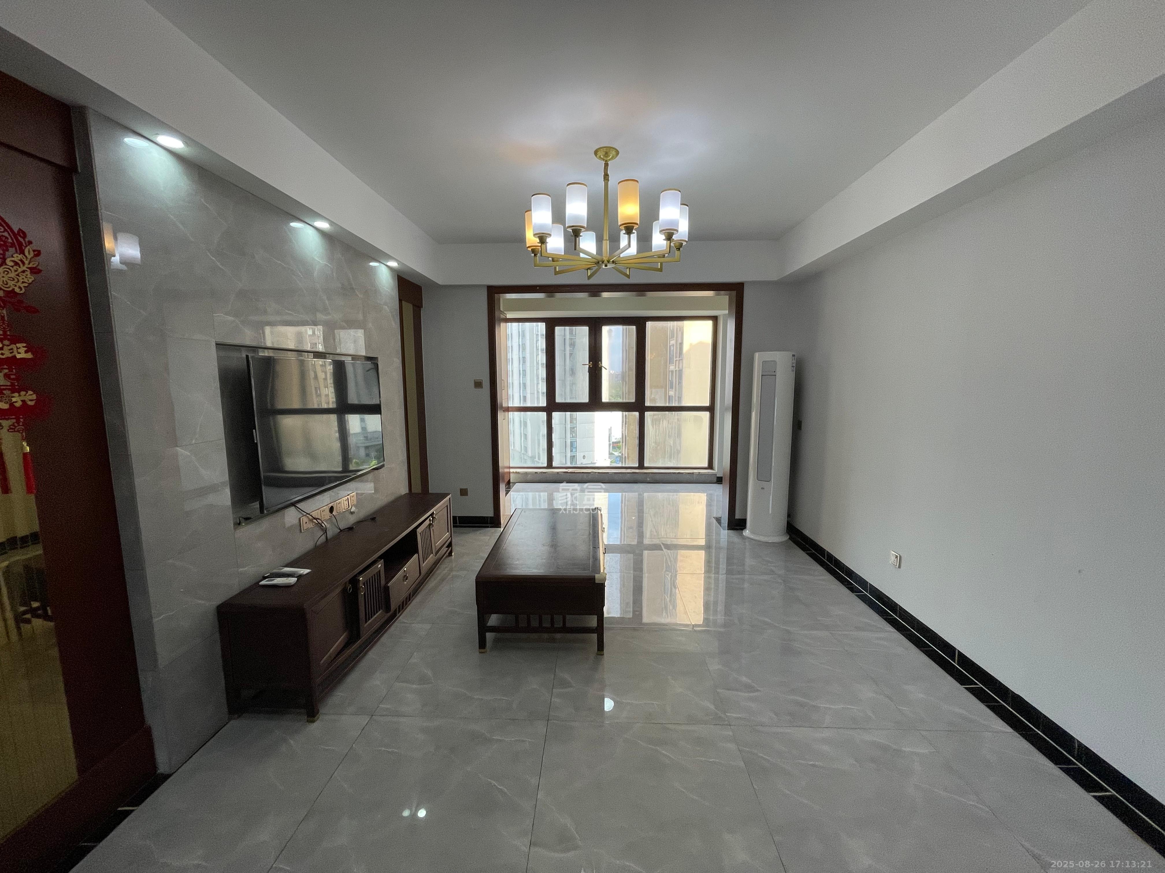 盛景谷山里 3室2厅2卫 2600.0元/月 盛景谷山里 3室2厅2卫 2600.0元/月室内图