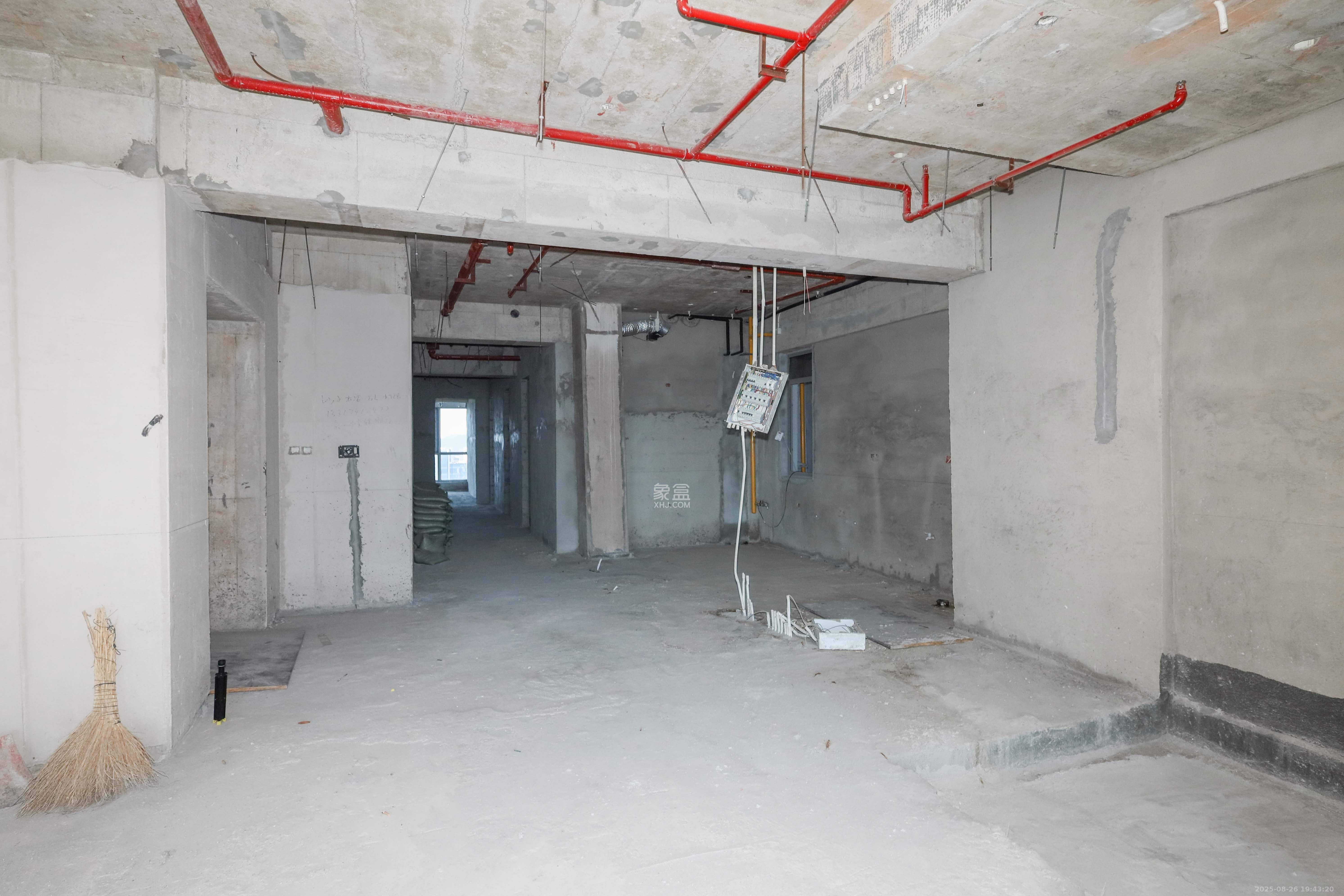 正荣梅溪紫阙台  5室2厅3卫    344.0万厨房