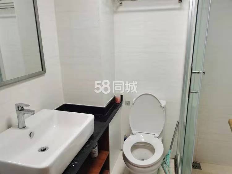 江岸公馆  1室0厅0卫   1500.00元/月室内图