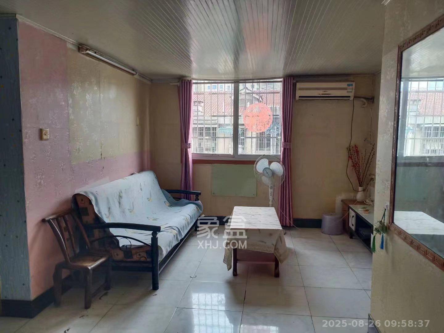 友谊社区（建湘瓷厂住宅小区）  1室0厅0卫   1200.00元/月