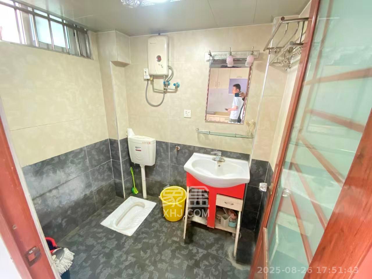 巧克力空间（建鸿达现代大厦）  1室1厅1卫    1100.0元/月室内图