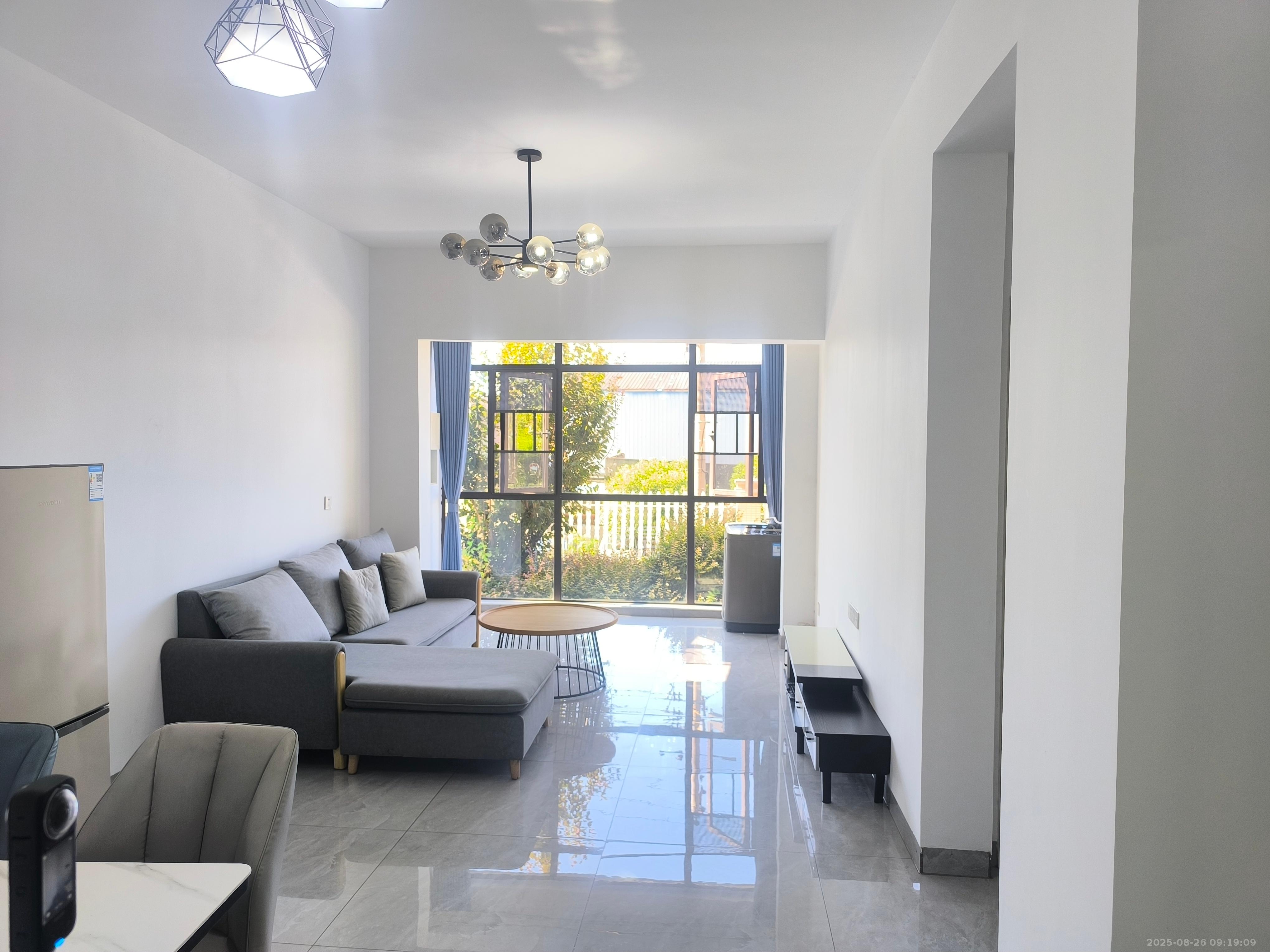 福天藏郡院子  2室2厅1卫    1500.0元/月 福天藏郡院子  2室2厅1卫    1500.0元/月室内图