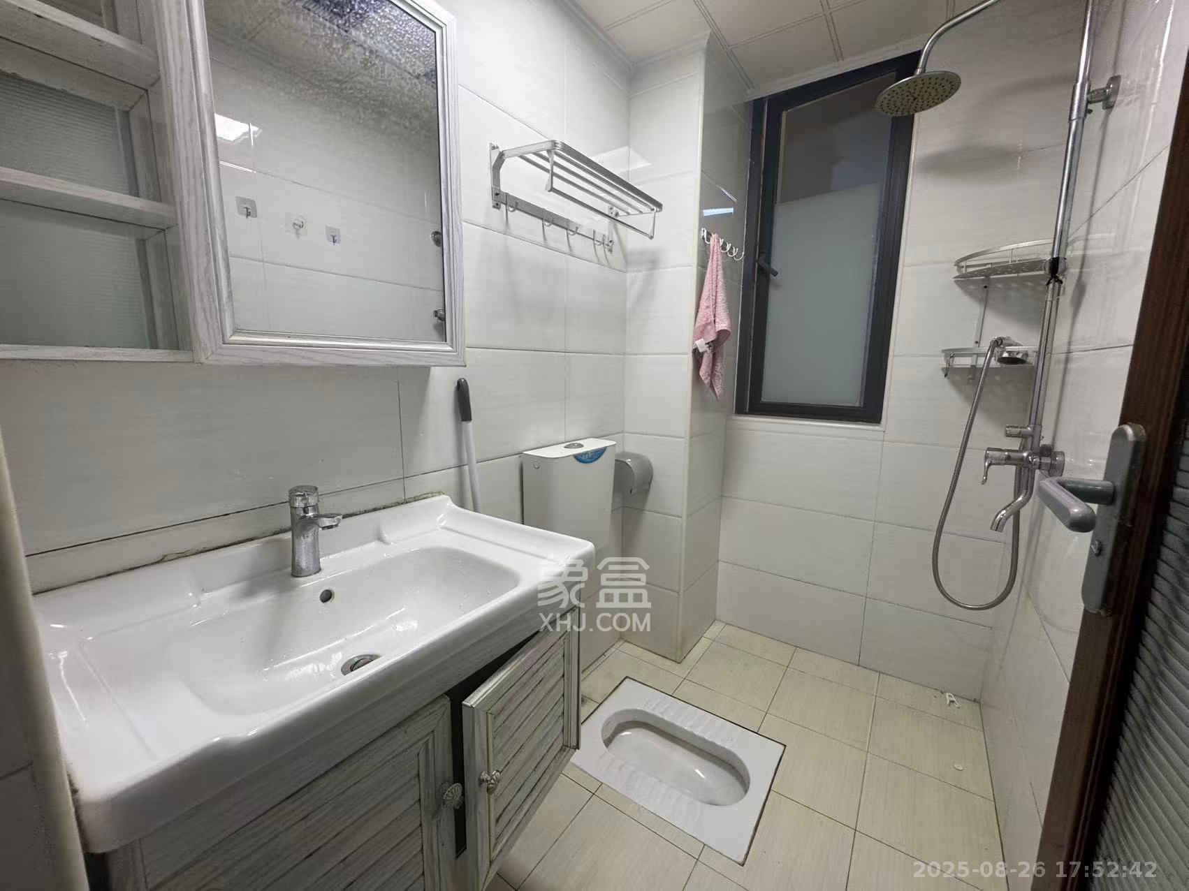 海伦堡爱ME城市  3室2厅1卫    2000.0元/月室内图