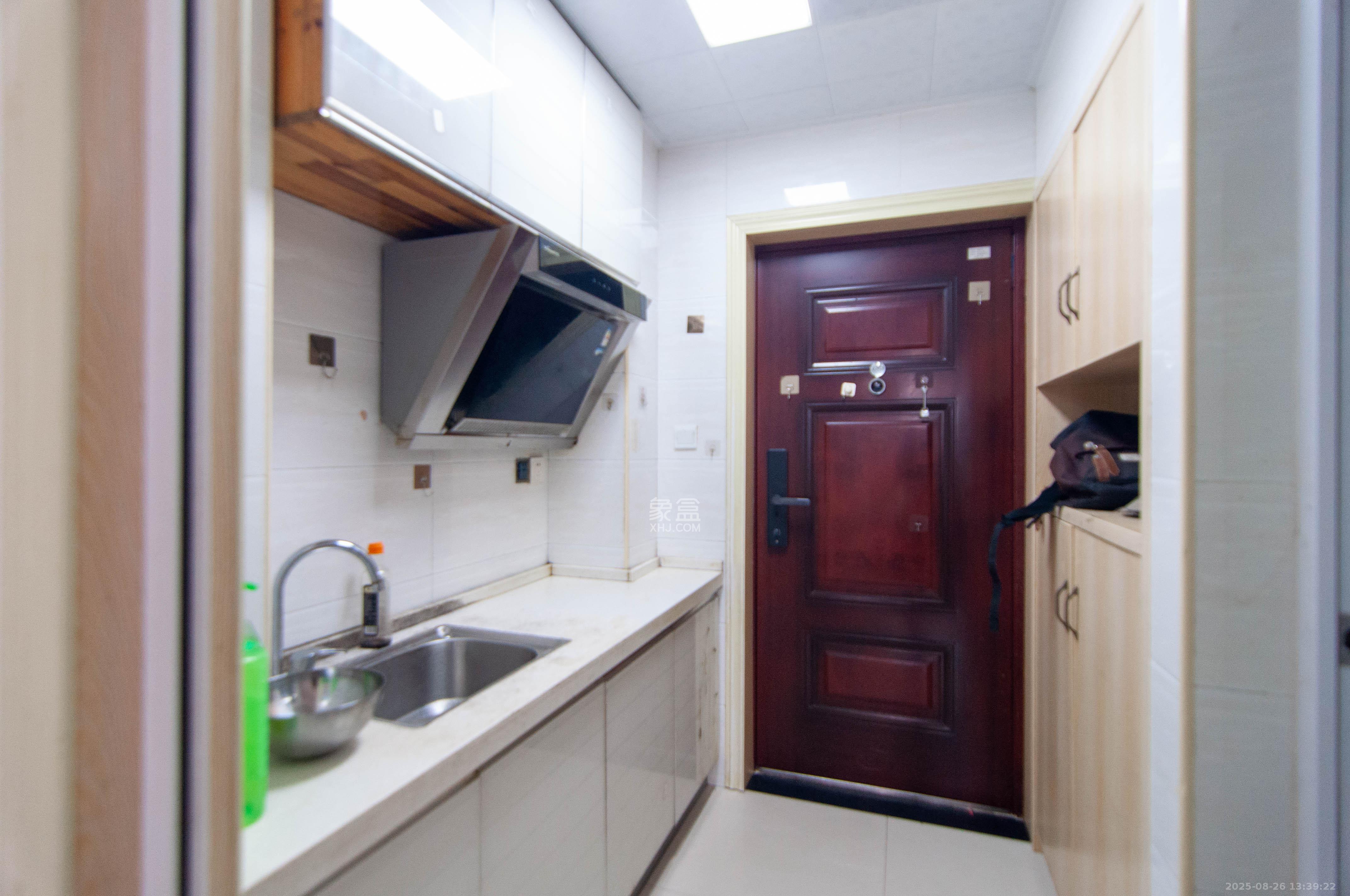 君康家园(梅溪湖七喜街) 1室1厅1卫 75.0万 君康家园(梅溪湖七喜街) 1室1厅1卫 75.0万厨房