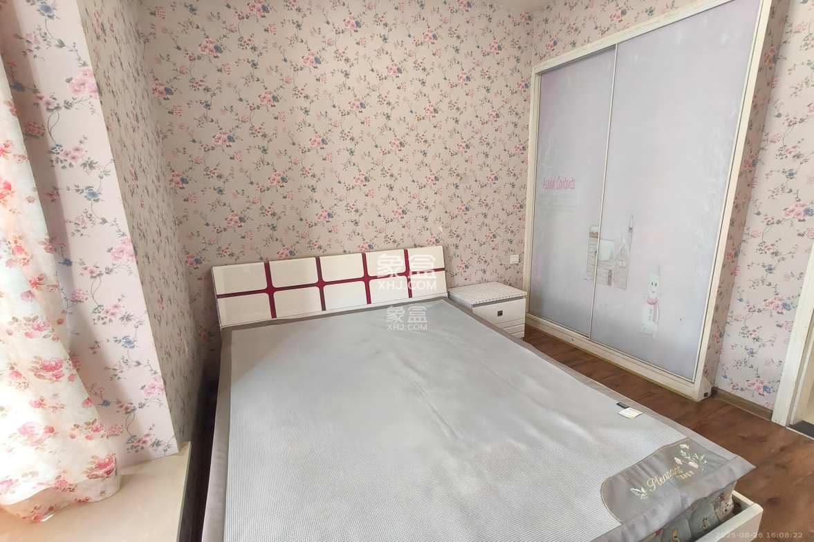 星城映象 3室2厅2卫 2600.0元/月 星城映象 3室2厅2卫 2600.0元/月室内图