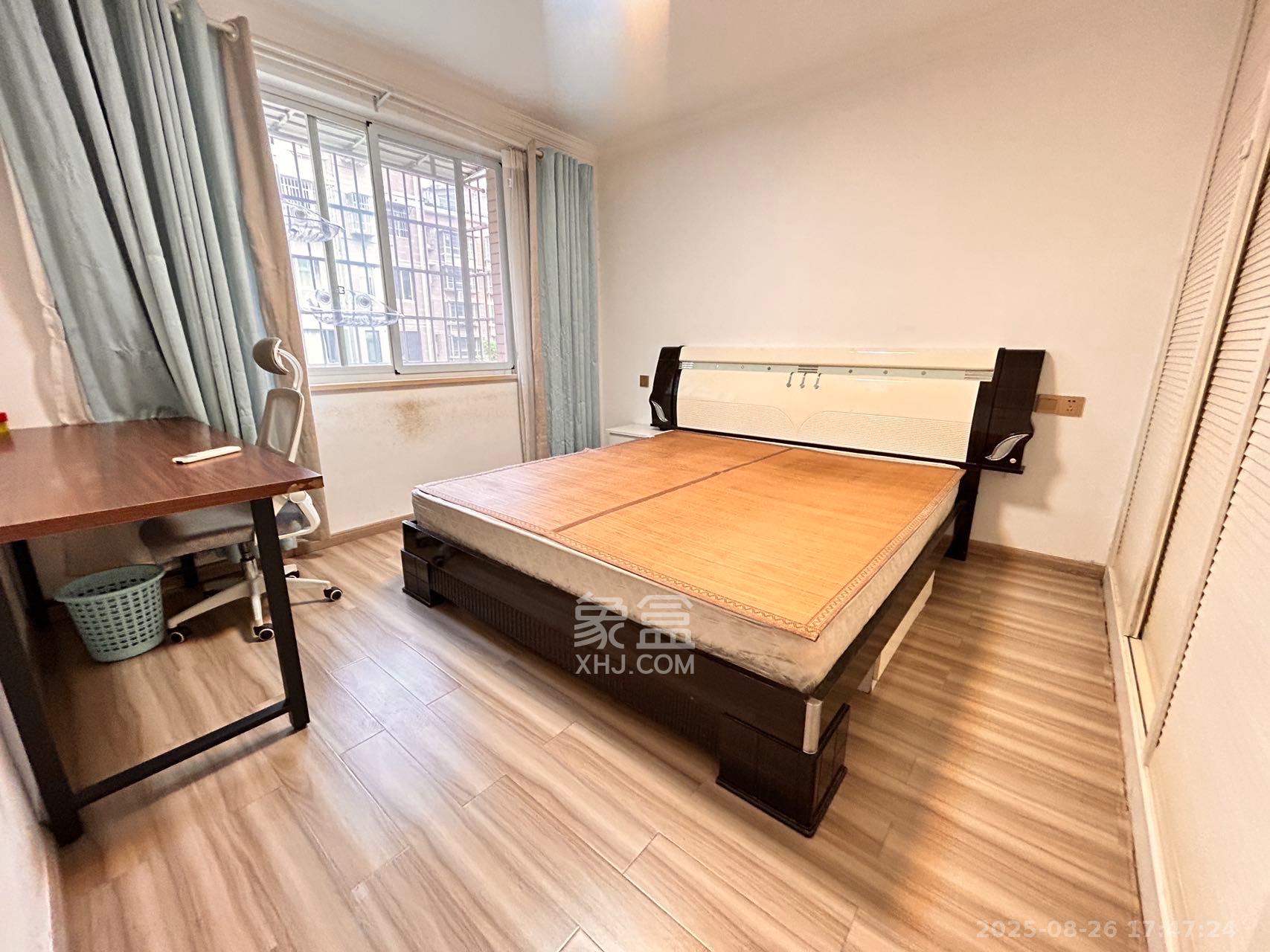 景环小区  3室2厅1卫   1700.00元/月室内图