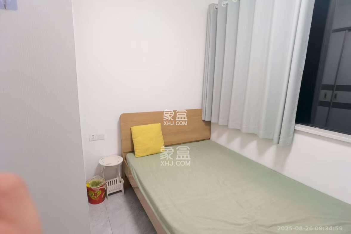 长房半岛蓝湾(观山月)  2室1厅1卫    1600.0元/月 长房半岛蓝湾(观山月)  2室1厅1卫    1600.0元/月室内图