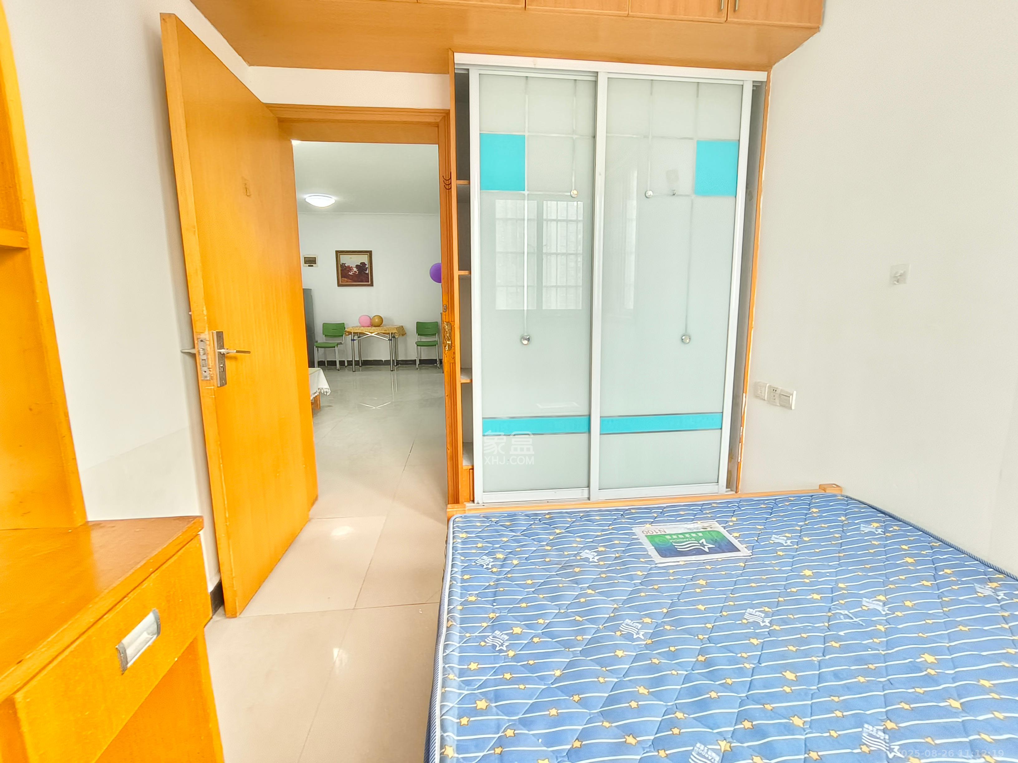 建鸿达现代公寓  1室1厅1卫   1900.00元/月室内图