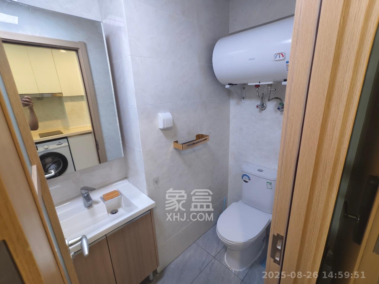 卓越浅水湾  1室1厅1卫   1500.00元/月室内图