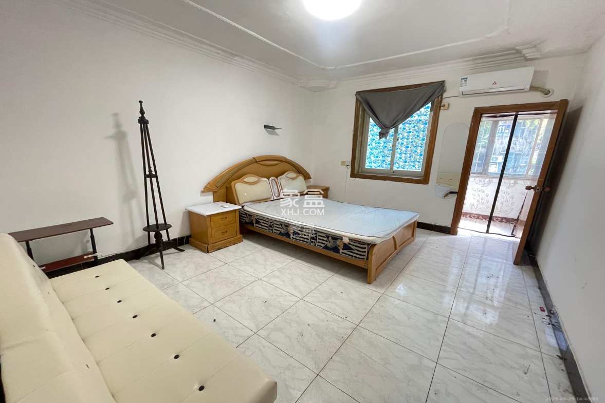 红旗区一片 3室1厅1卫 1800.0元/月 红旗区一片 3室1厅1卫 1800.0元/月室内图