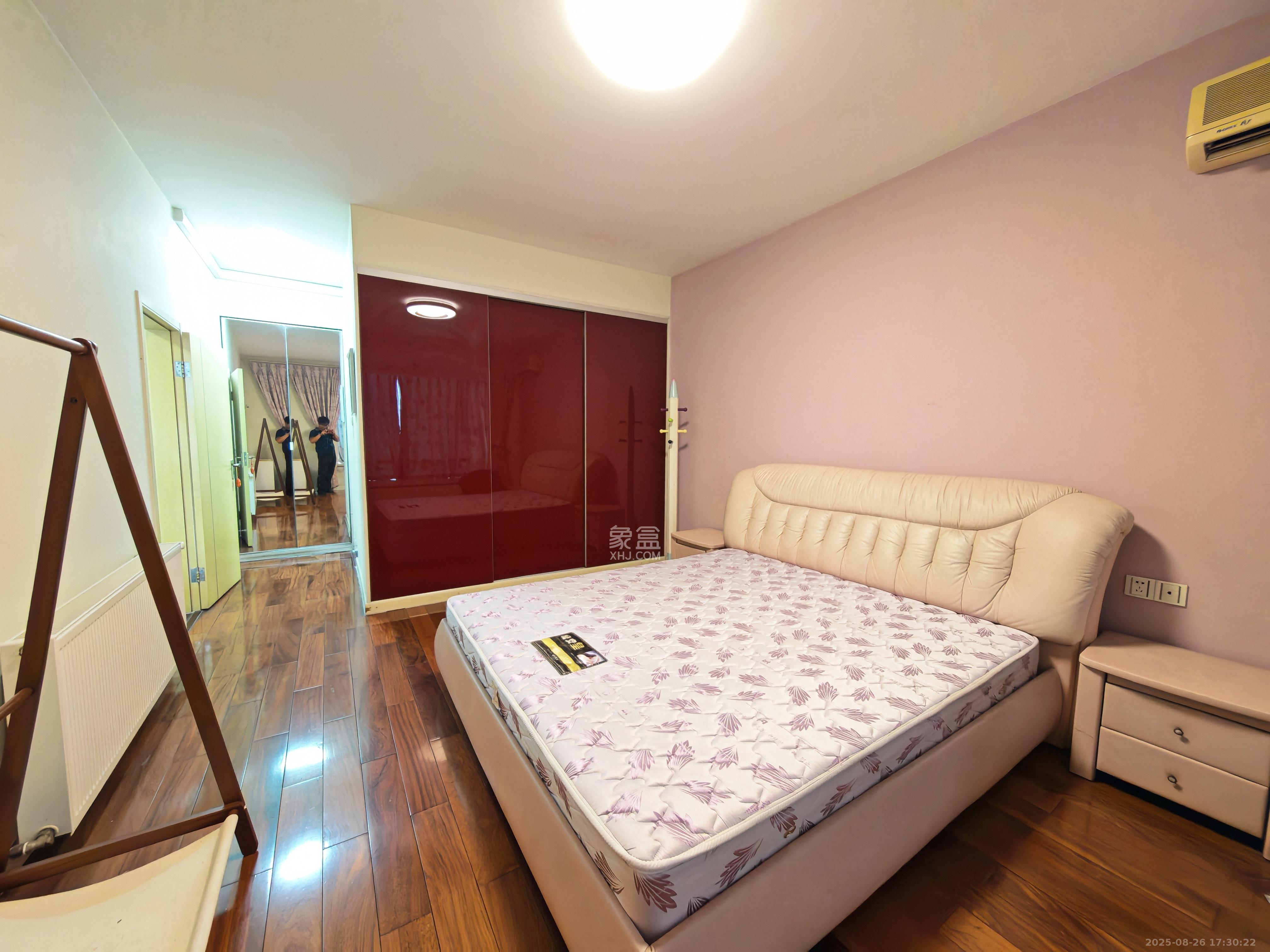 向阳门第 4室2厅2卫 5000.0元/月 向阳门第 4室2厅2卫 5000.0元/月室内图