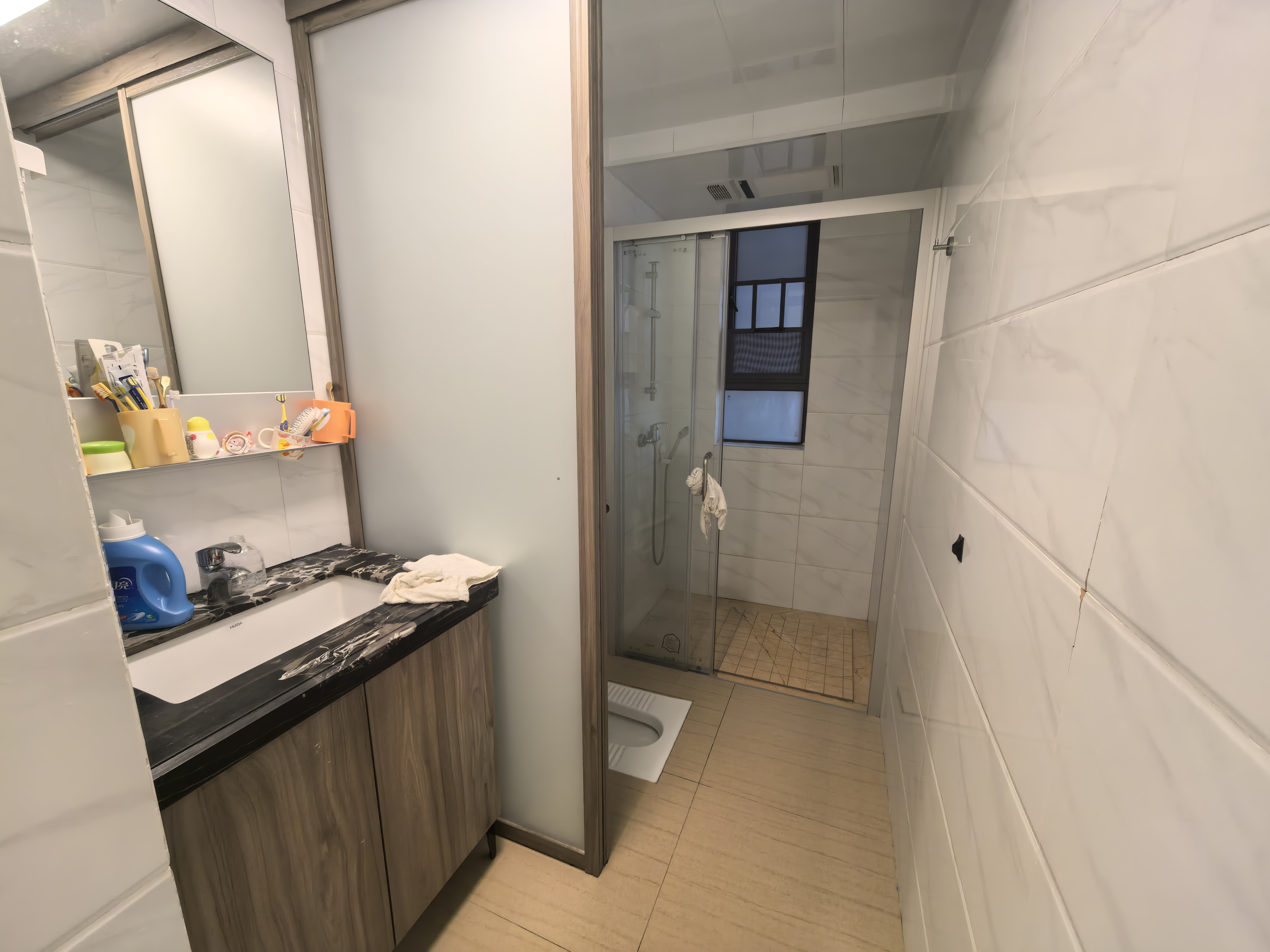 碧桂园梓山府 3室2厅2卫 1800.0元/月 碧桂园梓山府 3室2厅2卫 1800.0元/月室内图