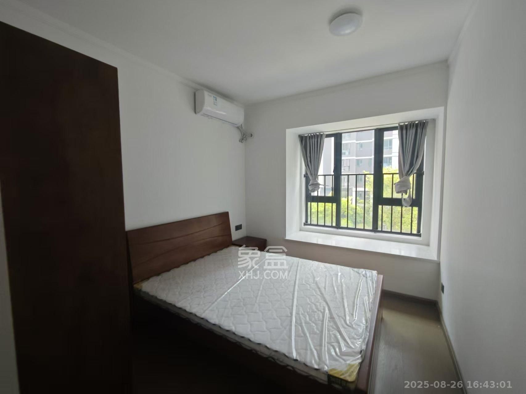 招商雍山湖 4室2厅2卫 3200.0元/月 招商雍山湖 4室2厅2卫 3200.0元/月室内图