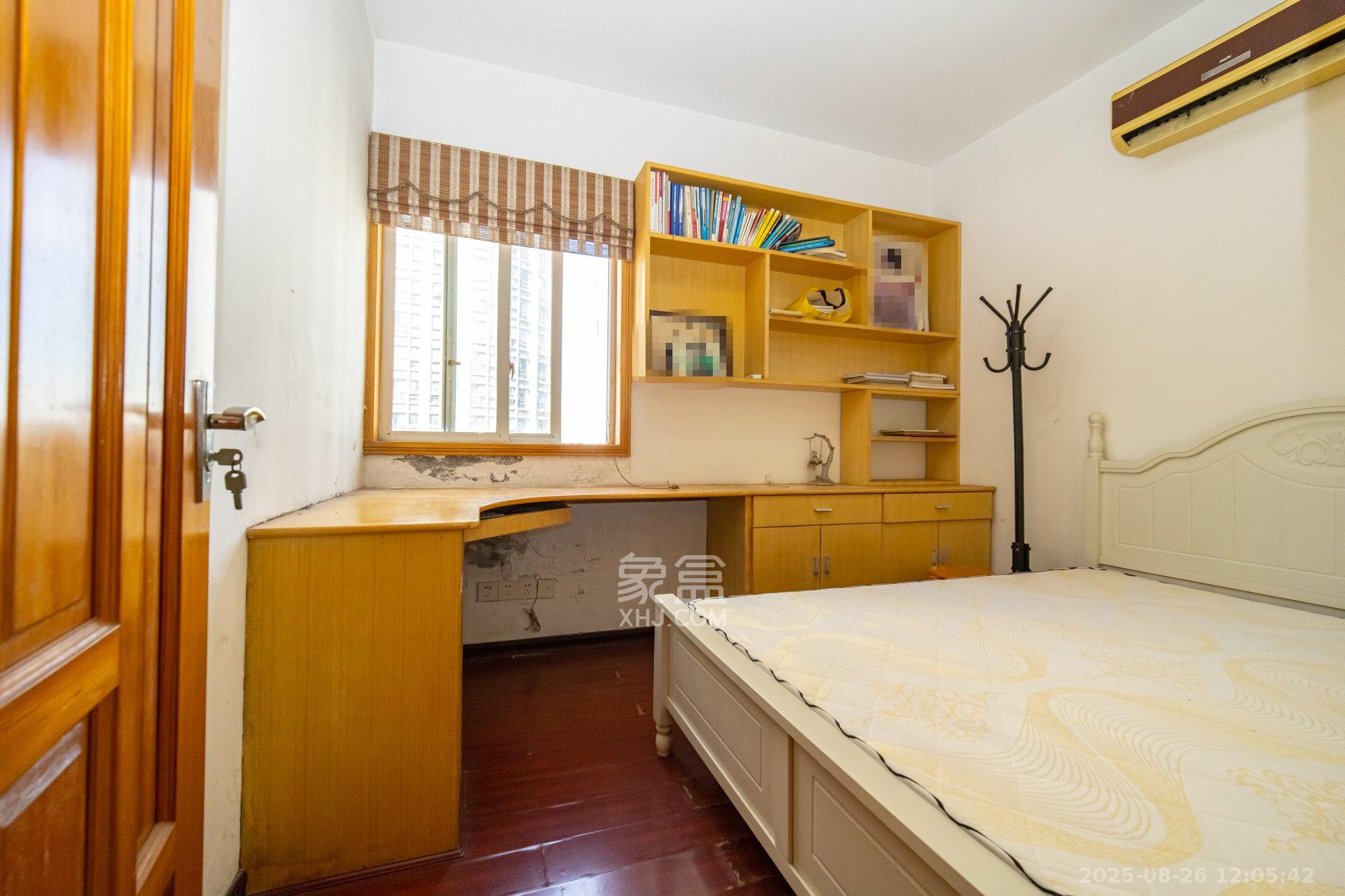 锦璨家园 3室2厅2卫 56.8万 锦璨家园 3室2厅2卫 56.8万卧室