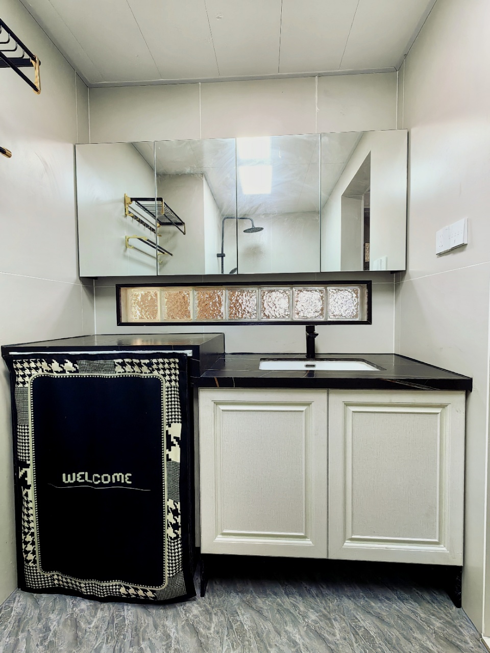 融冠乐城 1室0厅0卫 2000.0元/月 融冠乐城 1室0厅0卫 2000.0元/月室内图