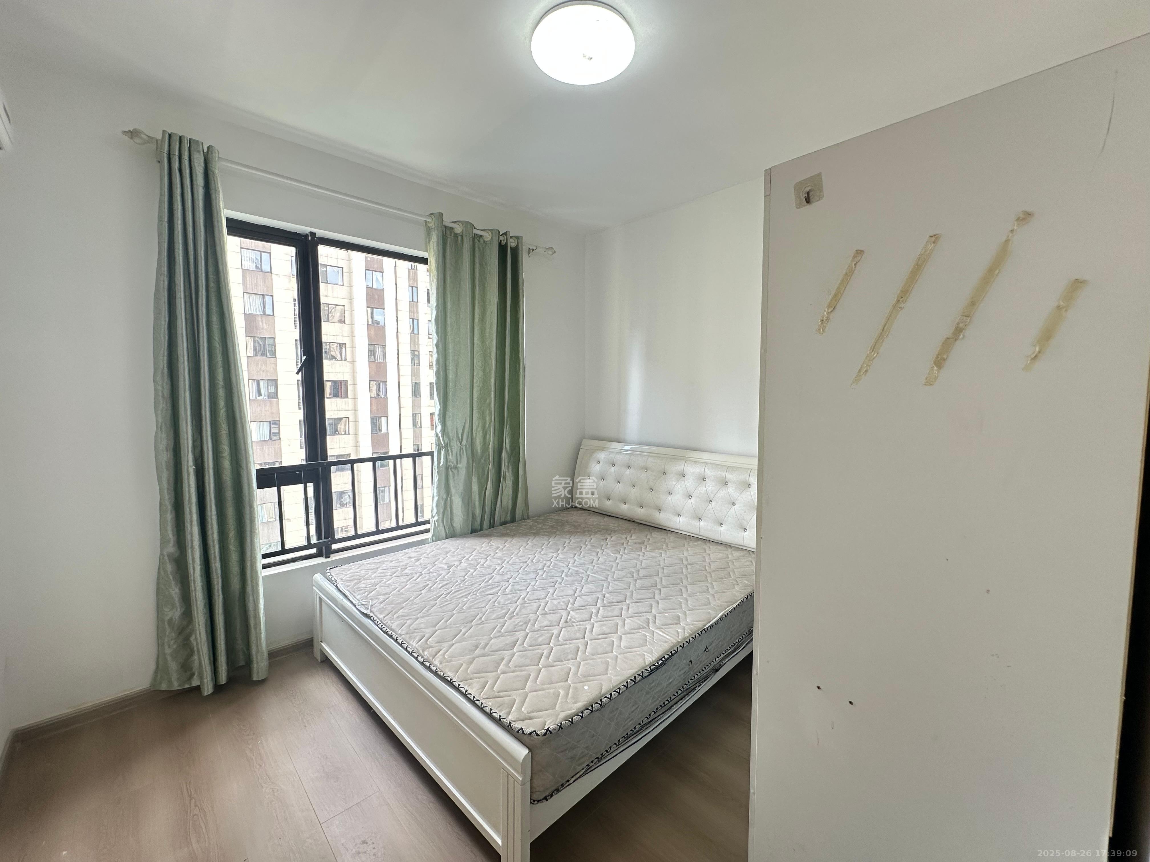 和泓梅溪四季  5室2厅2卫    3500.0元/月室内图