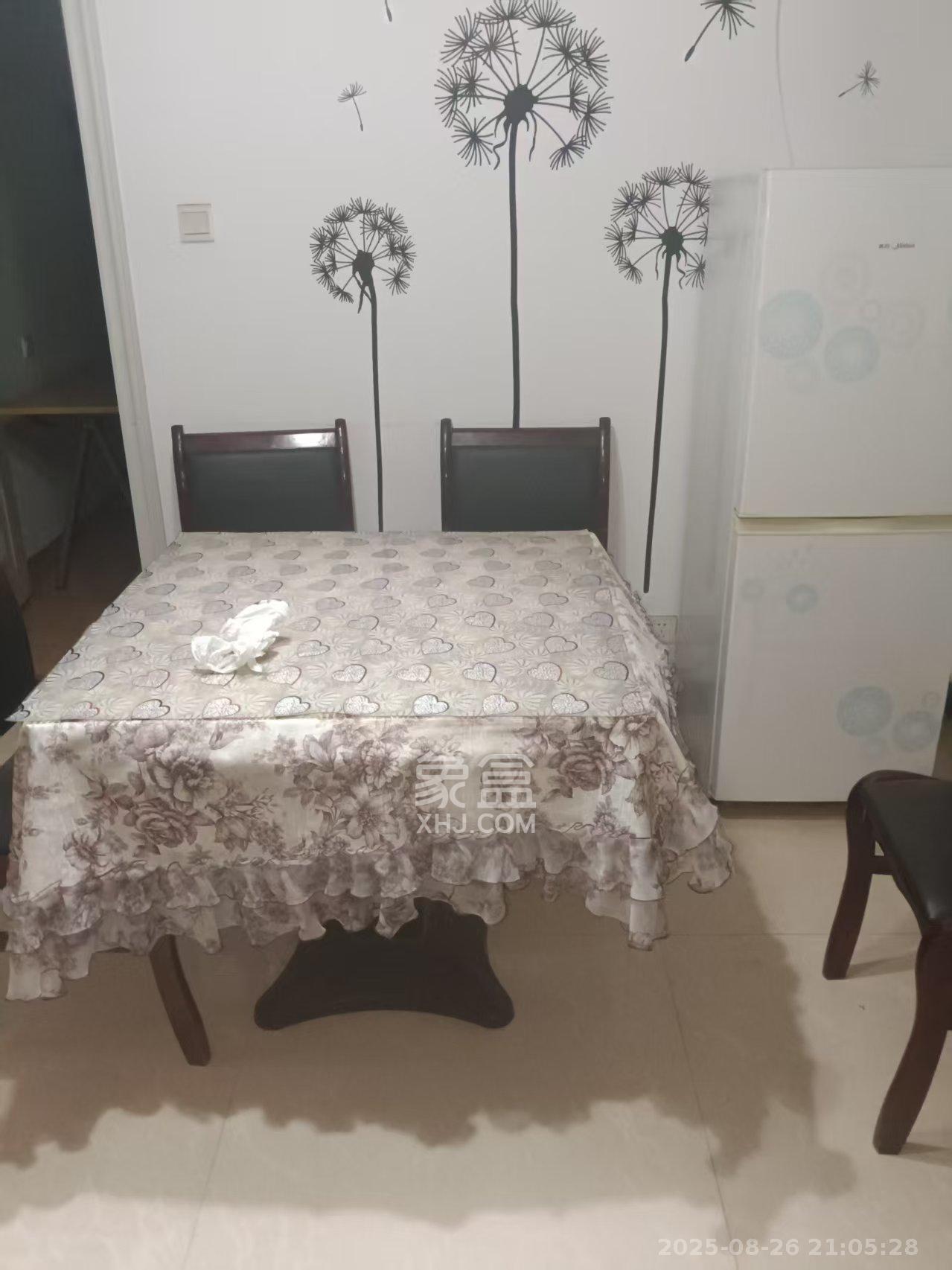 黑石安置小区（铭安安置小区）  2室2厅1卫   1600.00元/月室内图