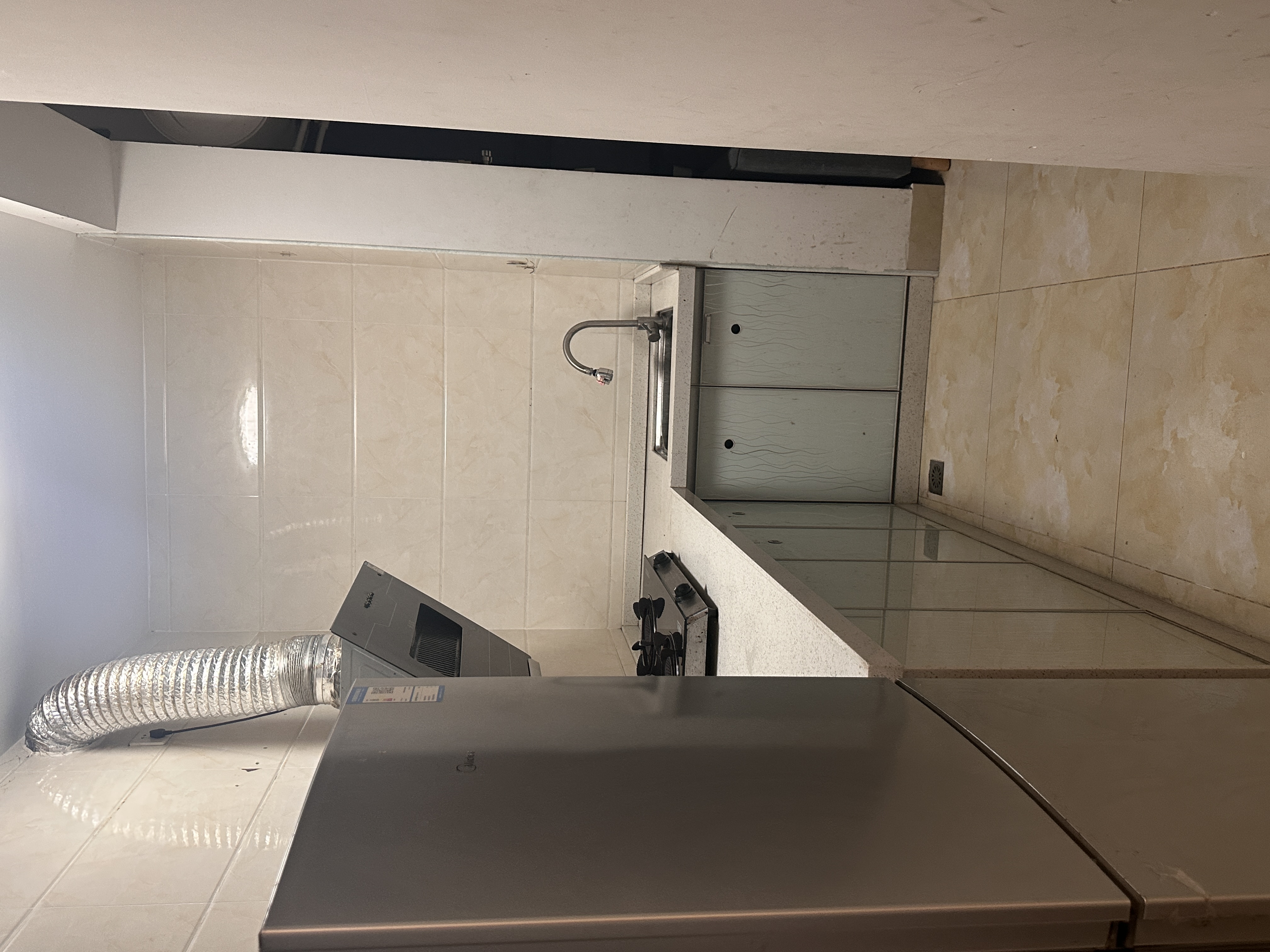 新城吾悦广场 1室1厅1卫 1900.0元/月 新城吾悦广场 1室1厅1卫 1900.0元/月室内图