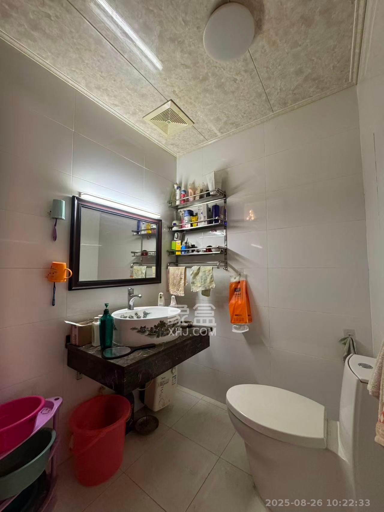 滨江君悦香邸  4室2厅2卫    4500.0元/月 滨江君悦香邸  4室2厅2卫    4500.0元/月室内图