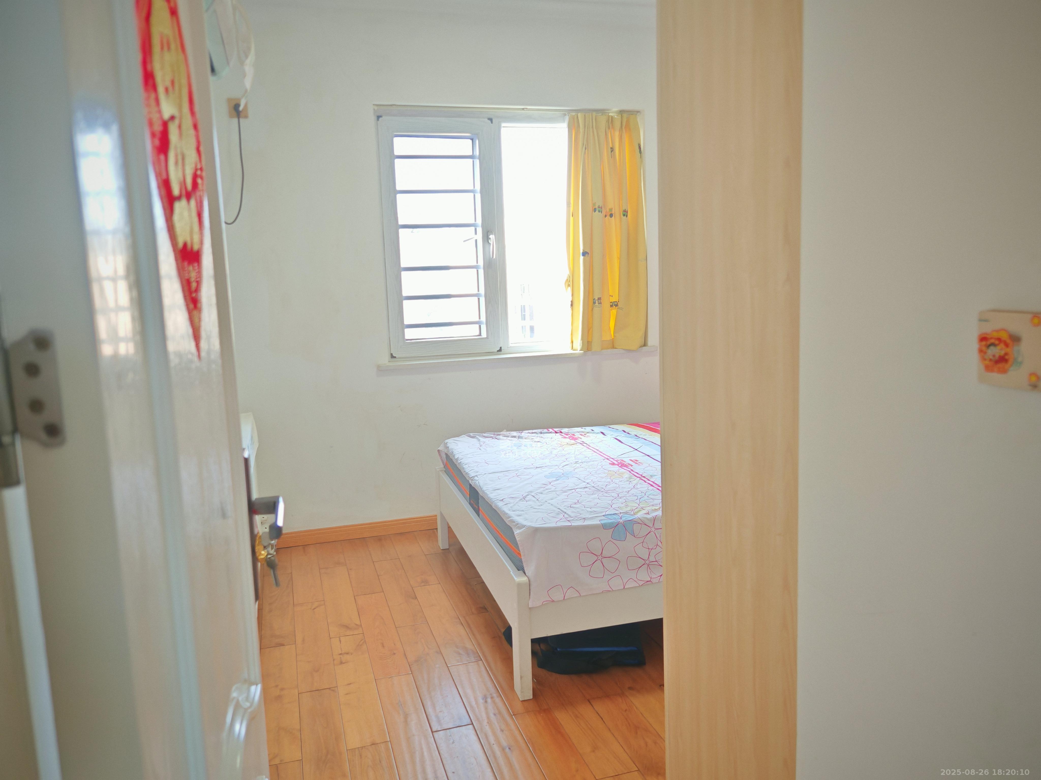 金科世界城  4室2厅2卫    2400.0元/月 金科世界城  4室2厅2卫    2400.0元/月室内图