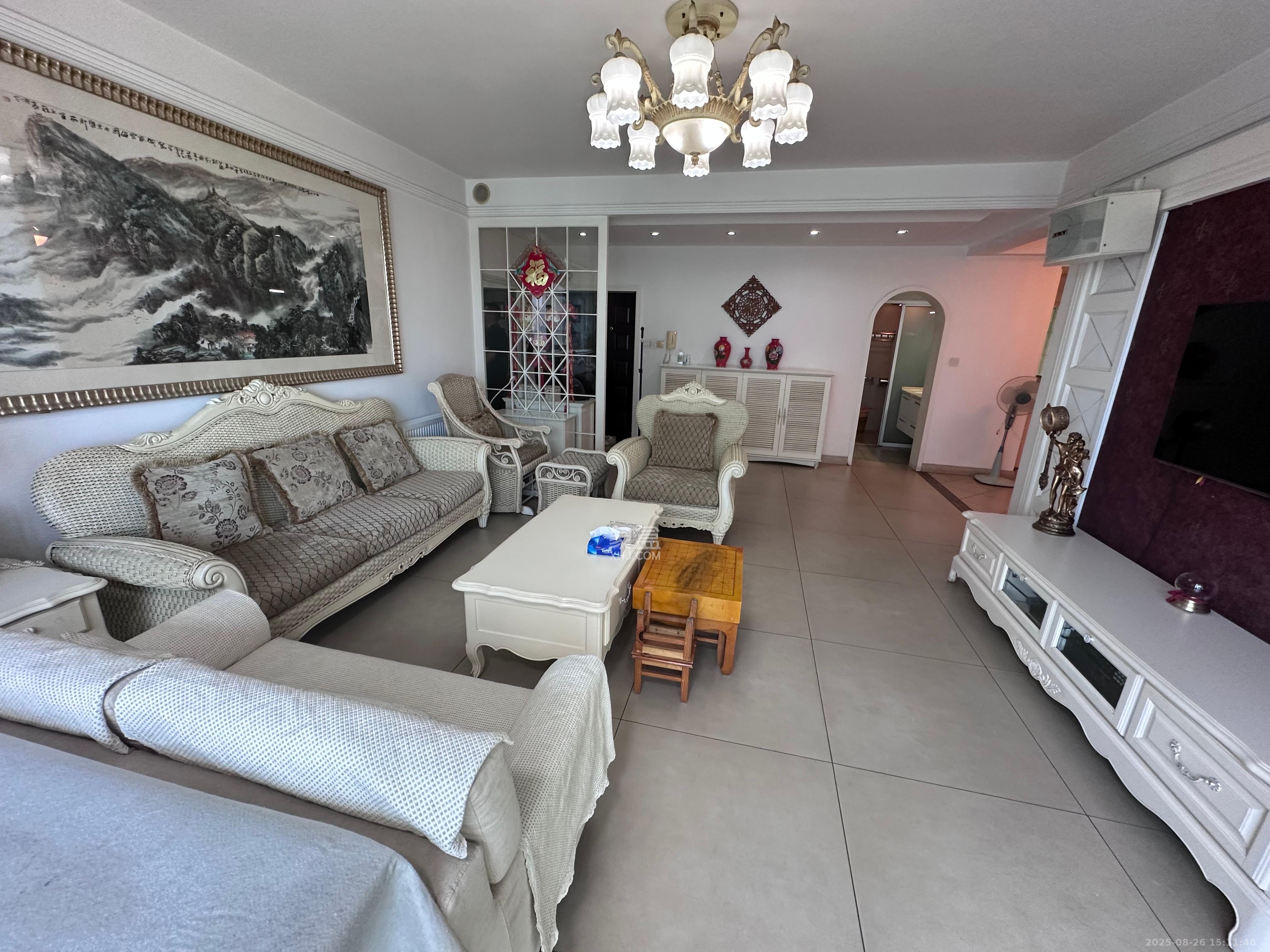 桐荫里社区  4室2厅2卫    5500.0元/月 桐荫里社区  4室2厅2卫    5500.0元/月室内图