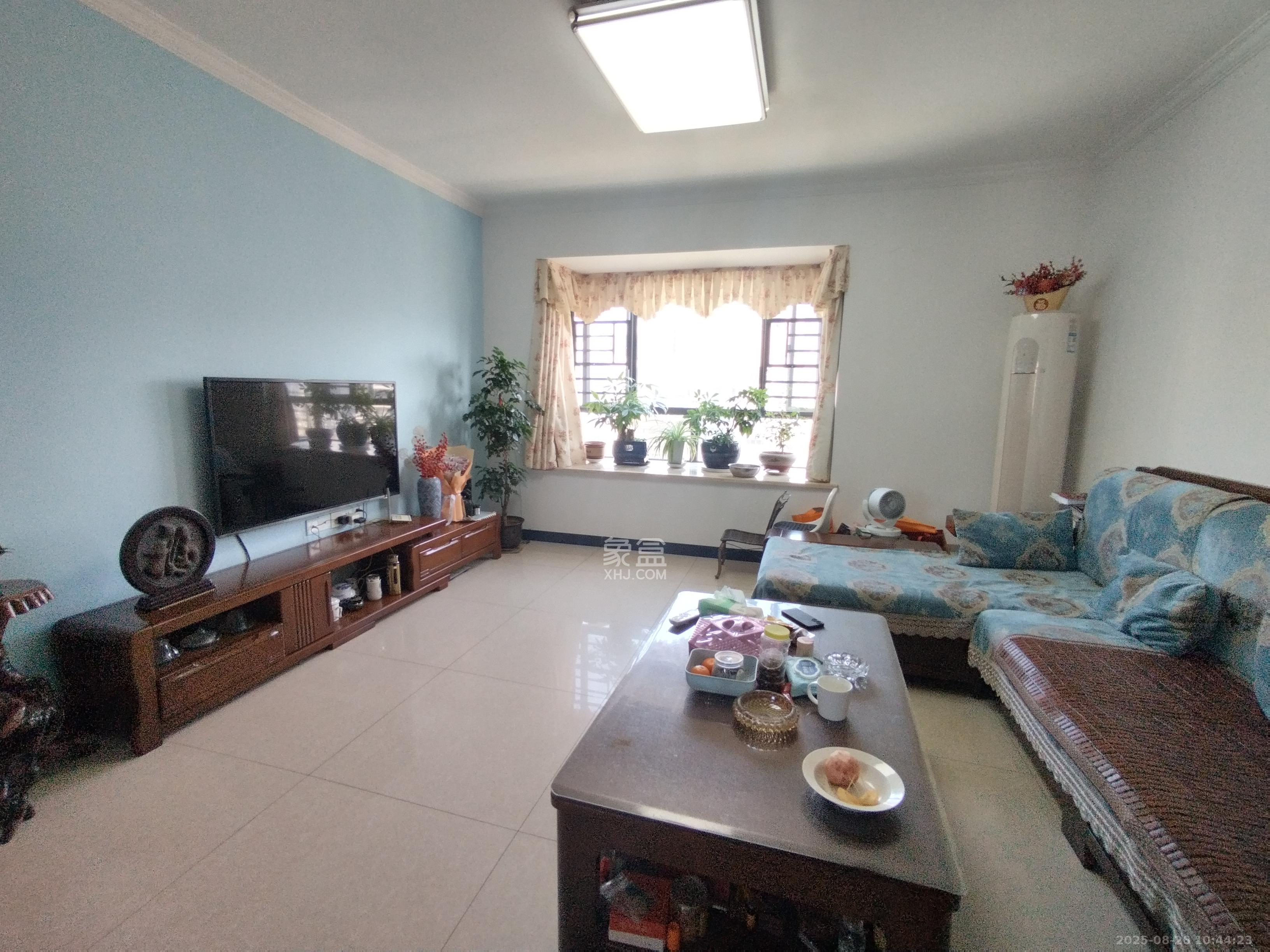 茶山馨苑 3室2厅2卫 3000.0元/月 茶山馨苑 3室2厅2卫 3000.0元/月室内图