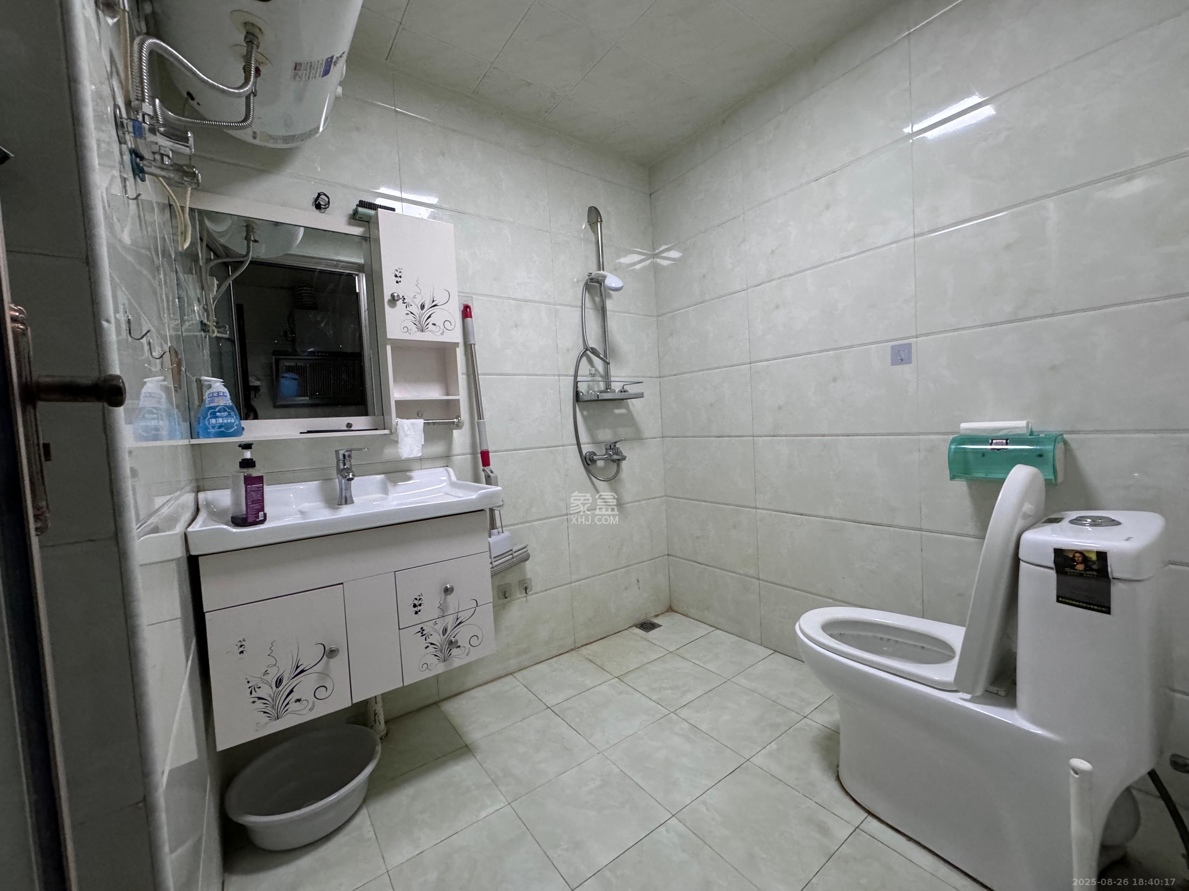 钰龙天下二期（钰龙佳园）  1室1厅1卫    1000.0元/月室内图