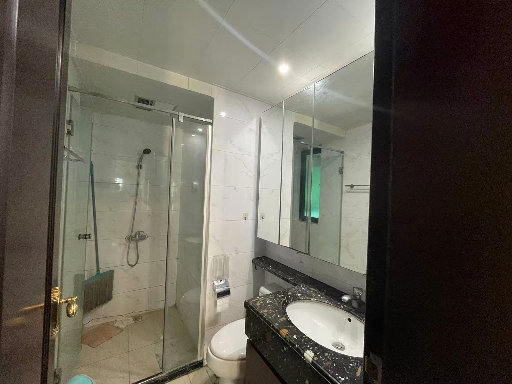 恒大绿洲 2室1厅1卫 1500.0元/月 恒大绿洲 2室1厅1卫 1500.0元/月室内图