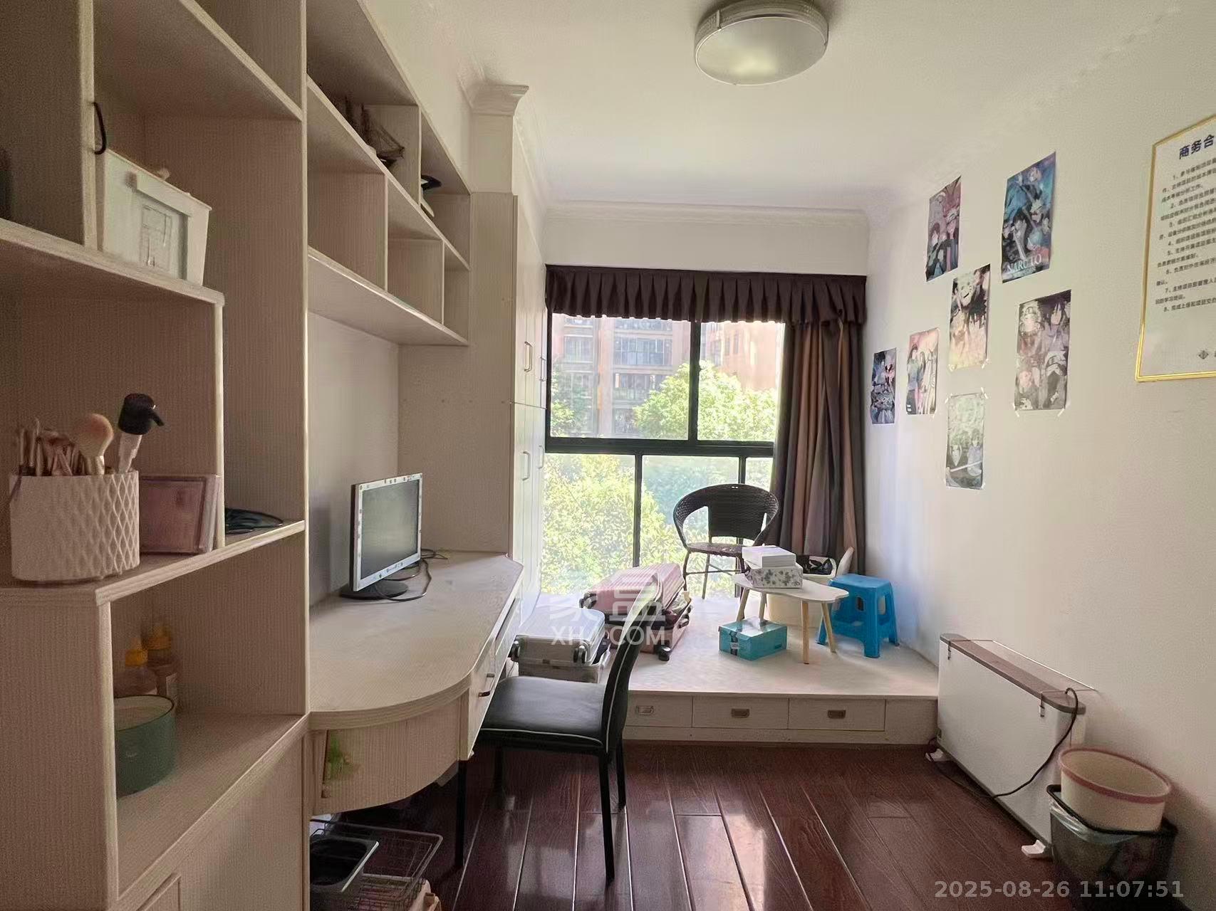 鑫远御文台一期  5室2厅2卫    4500.0元/月 鑫远御文台一期  5室2厅2卫    4500.0元/月室内图