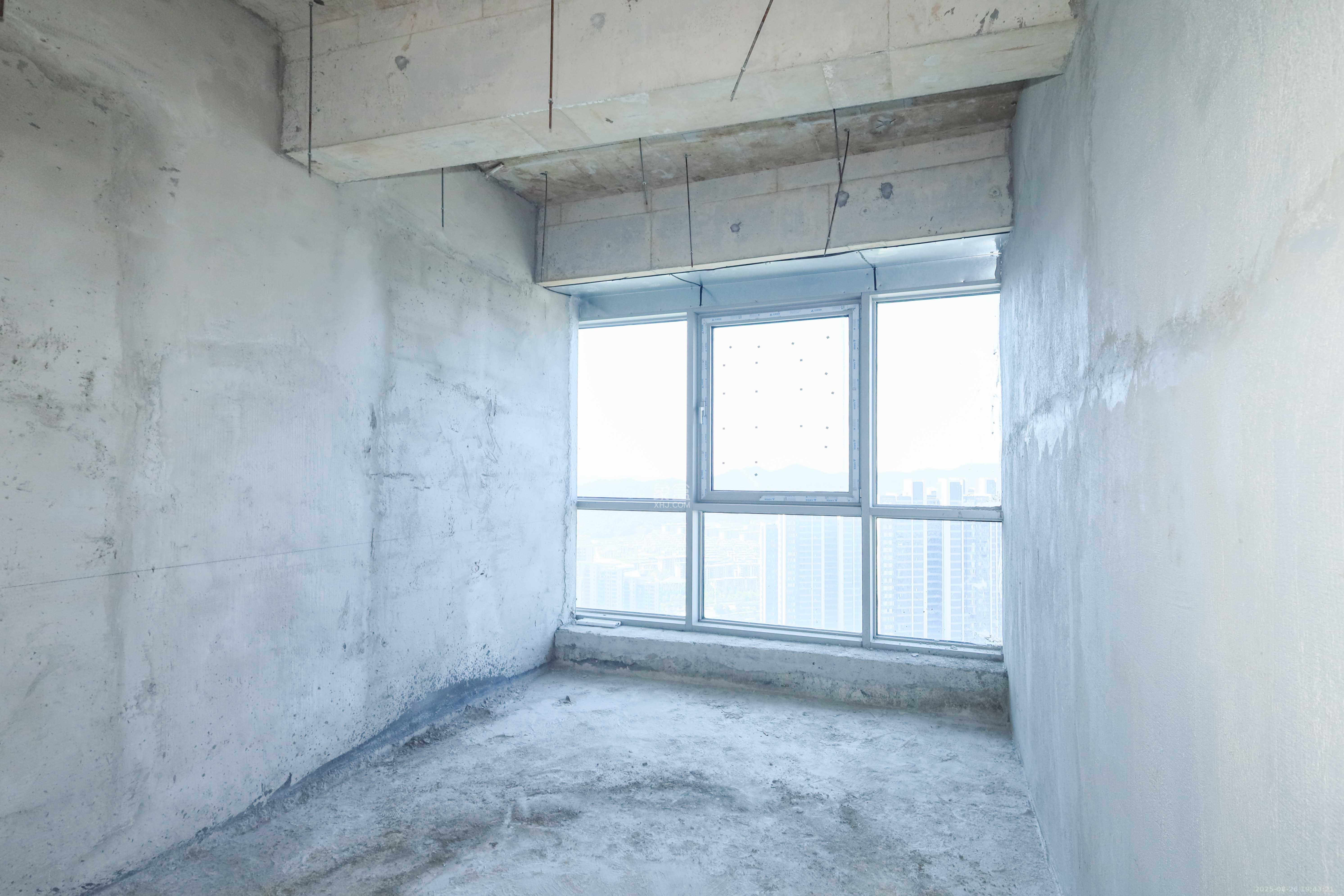 正荣梅溪紫阙台 5室2厅3卫 344.0万 正荣梅溪紫阙台 5室2厅3卫 344.0万卧室