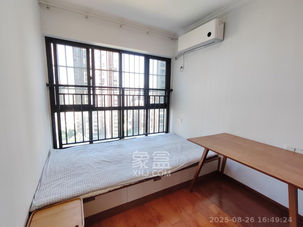 山水湾  4室2厅2卫    2200.0元/月 山水湾  4室2厅2卫    2200.0元/月室内图