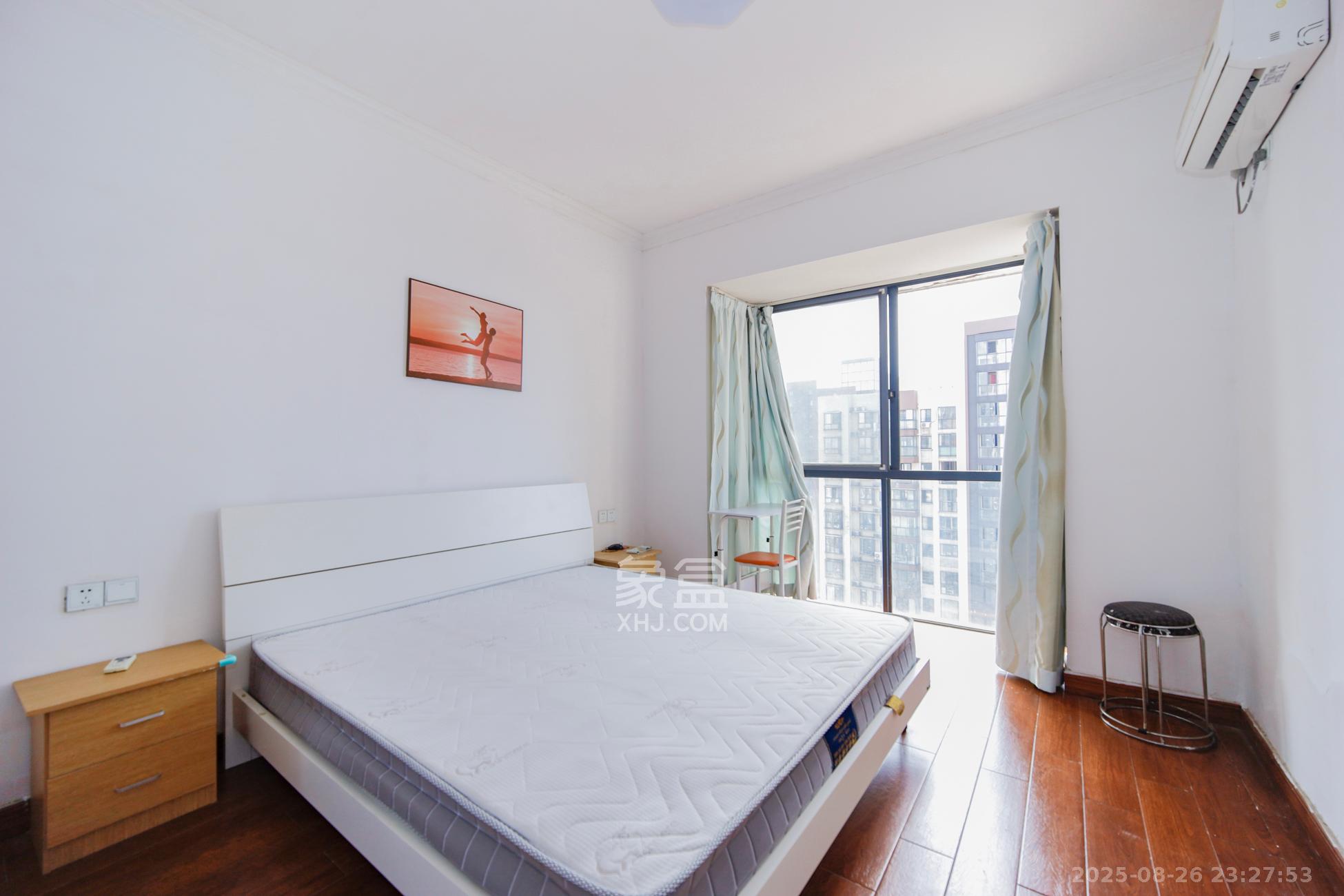 城南故事家园  3室2厅1卫    75.8万卧室