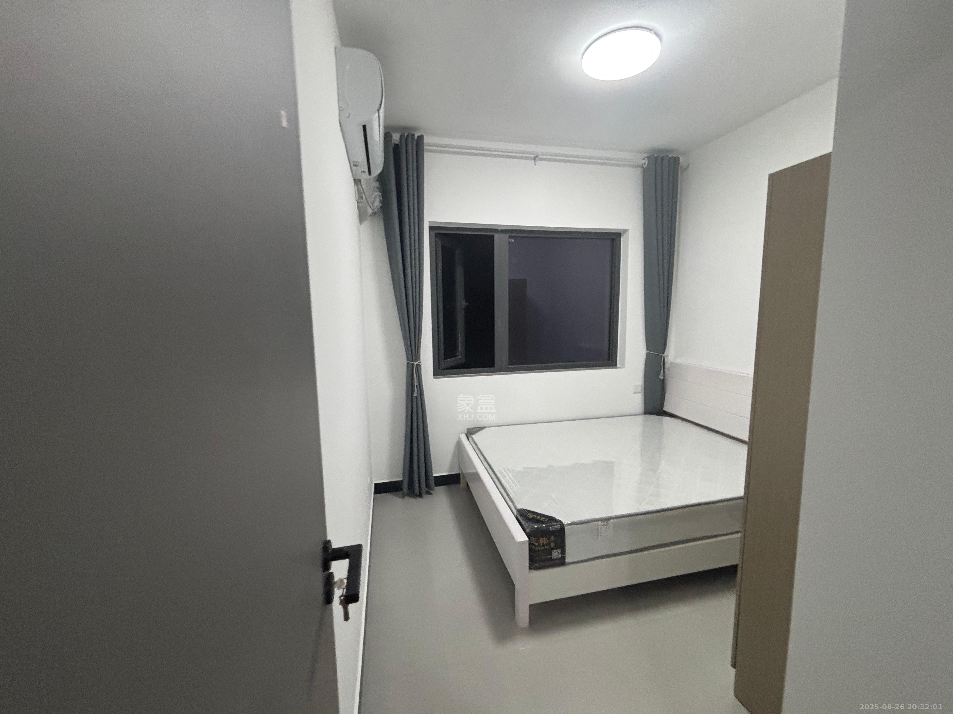 恒大揽湖苑(恒大林溪郡)  3室2厅2卫    2800.0元/月 恒大揽湖苑(恒大林溪郡)  3室2厅2卫    2800.0元/月室内图