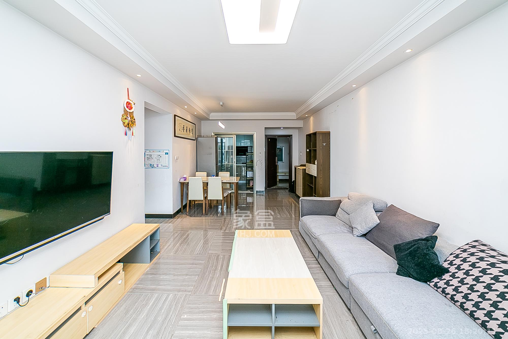 荣盛花语书苑  3室1厅1卫    85.0万客厅