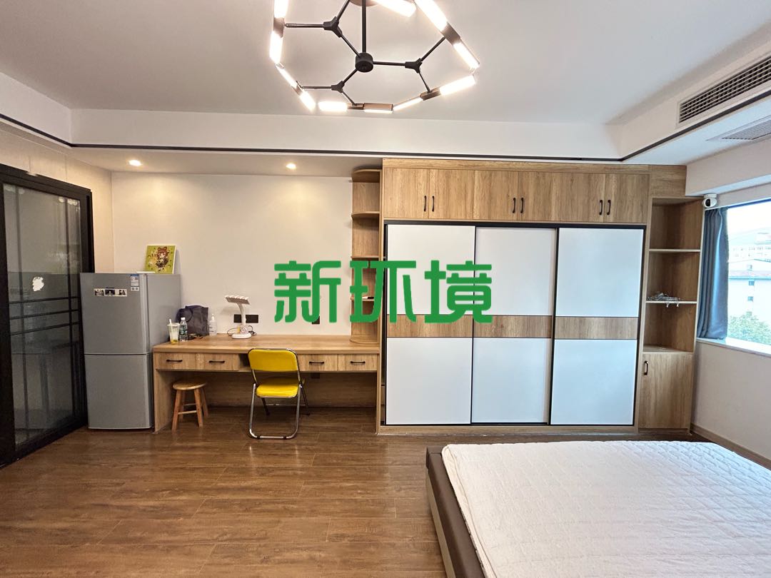 泊富广场  1室1厅1卫   30.00万