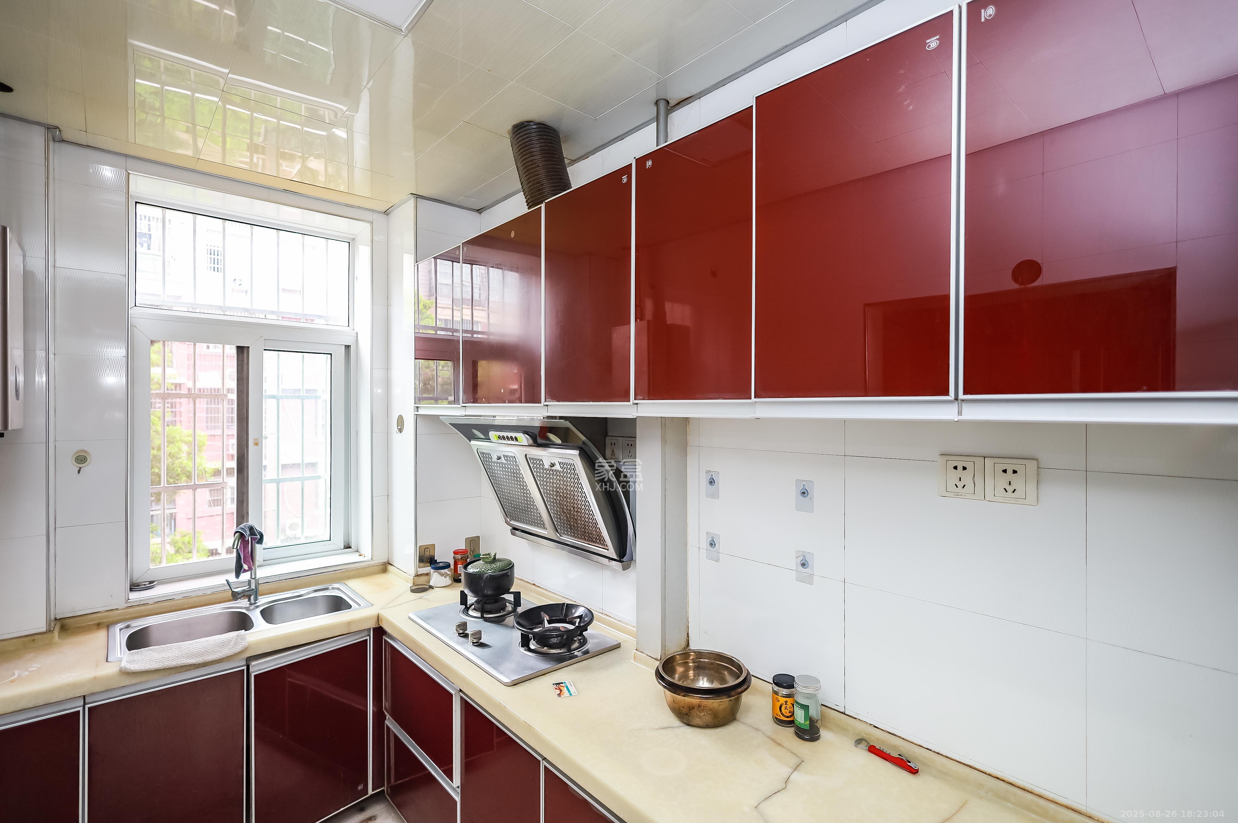 水木兰庭  2室2厅1卫    62.0万厨房