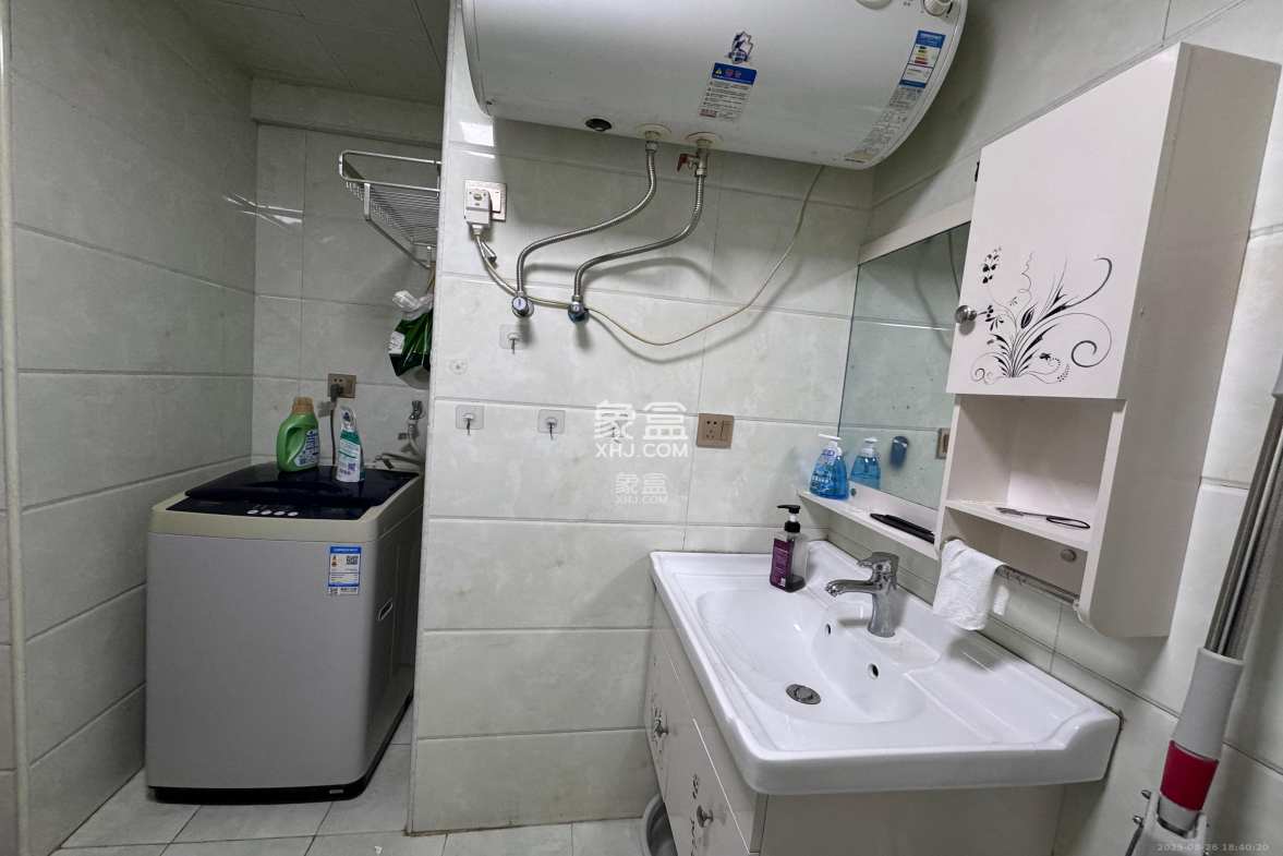 钰龙天下二期(钰龙佳园) 1室1厅1卫 1000.0元/月 钰龙天下二期(钰龙佳园) 1室1厅1卫 1000.0元/月室内图