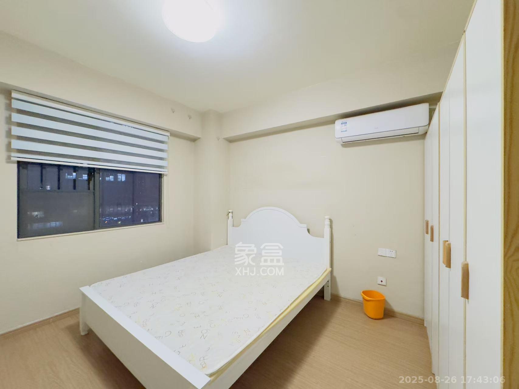 麓谷小镇 3室2厅1卫 1800.0元/月 麓谷小镇 3室2厅1卫 1800.0元/月室内图