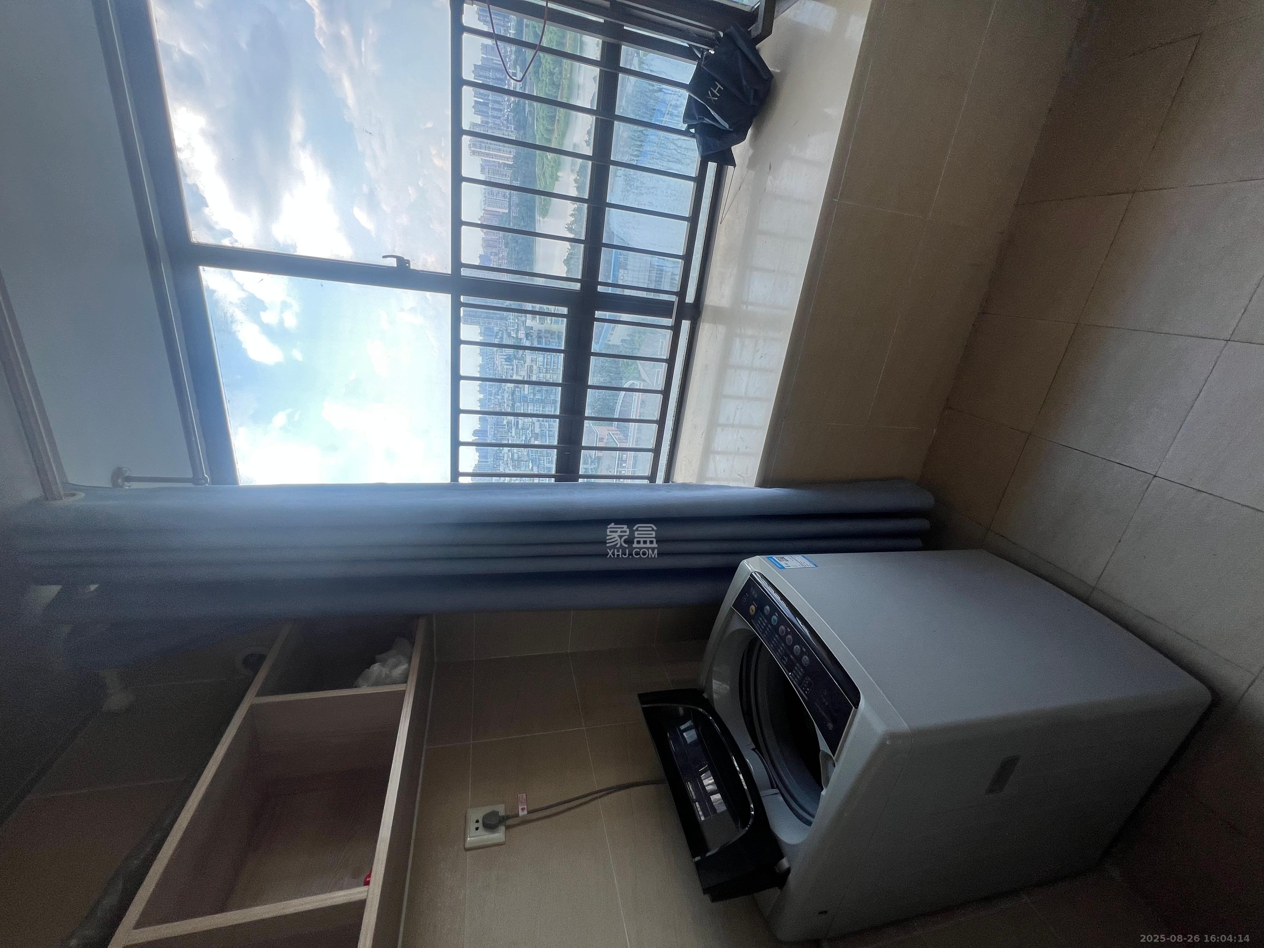 长盛上东区 1室1厅1卫 1700.0元/月 长盛上东区 1室1厅1卫 1700.0元/月室内图