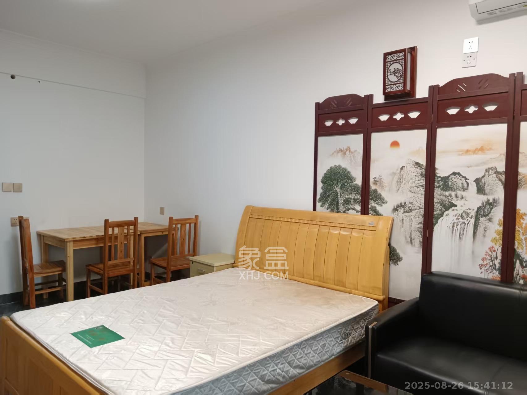 绿洲花园  1室0厅0卫    1800.0元/月室内图