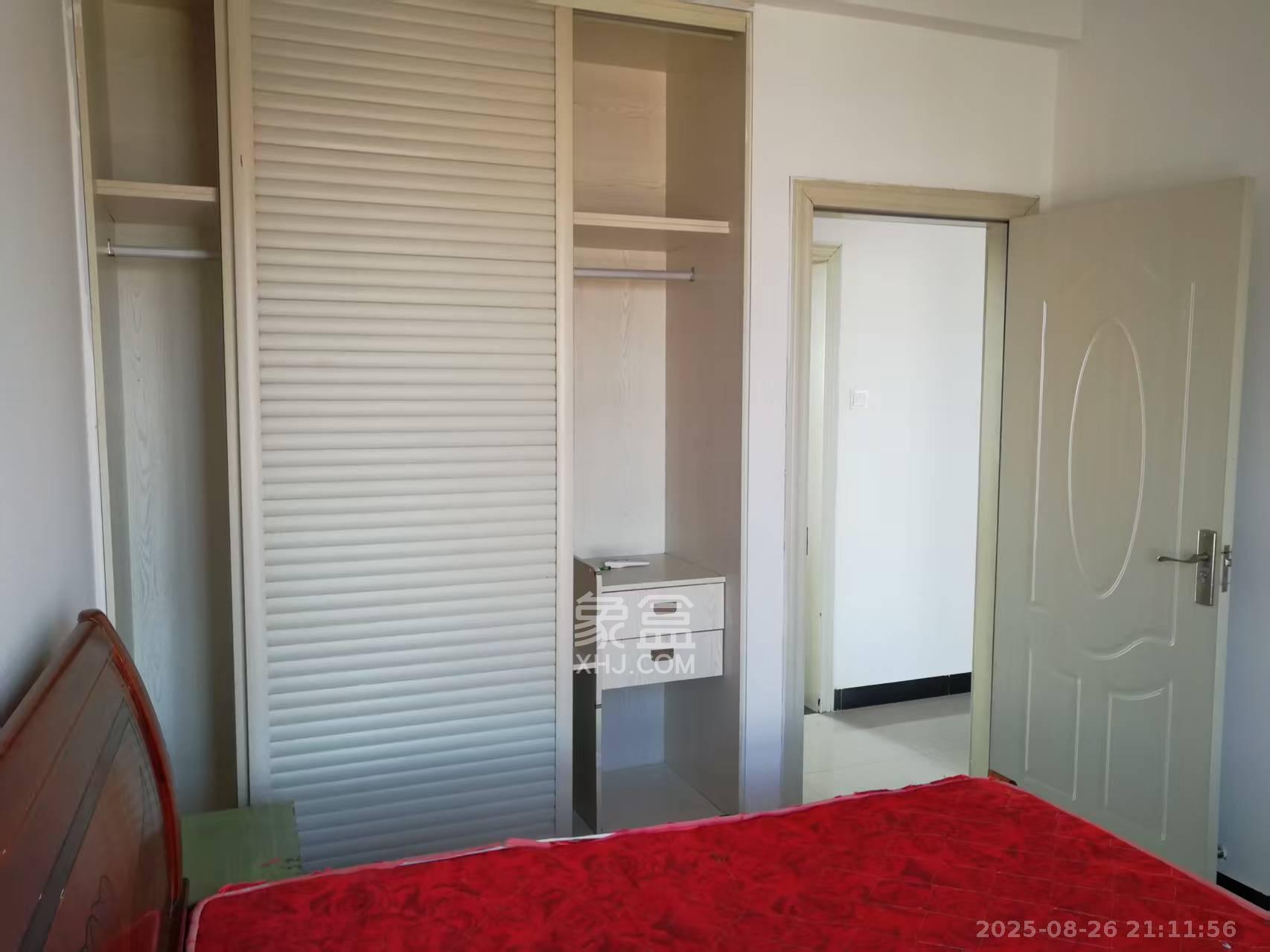 湘府十城（汇财御景湾新寓,汇财国际）  3室2厅1卫    2000.0元/月室内图