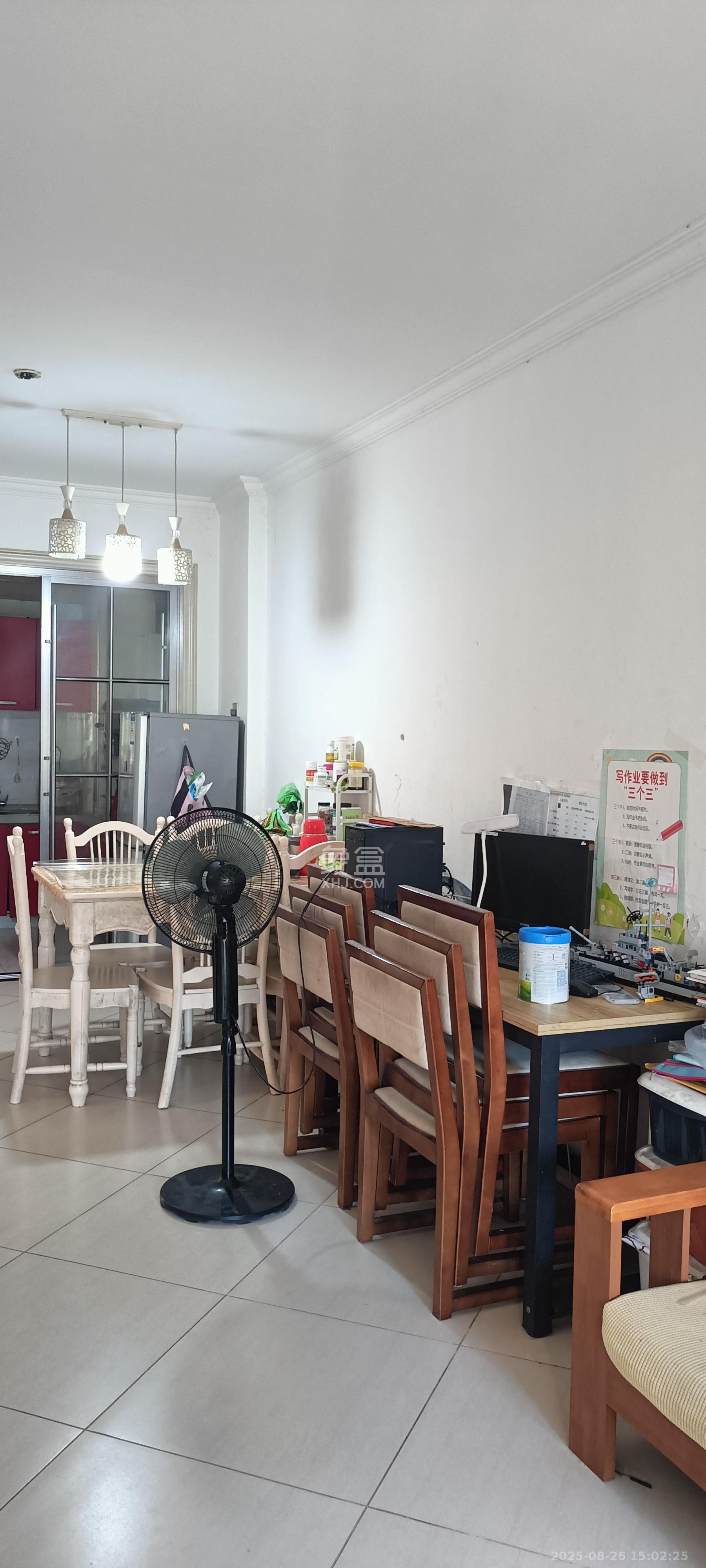 卓越蔚蓝海岸三期 1室2厅1卫 2000.0元/月 卓越蔚蓝海岸三期 1室2厅1卫 2000.0元/月室内图