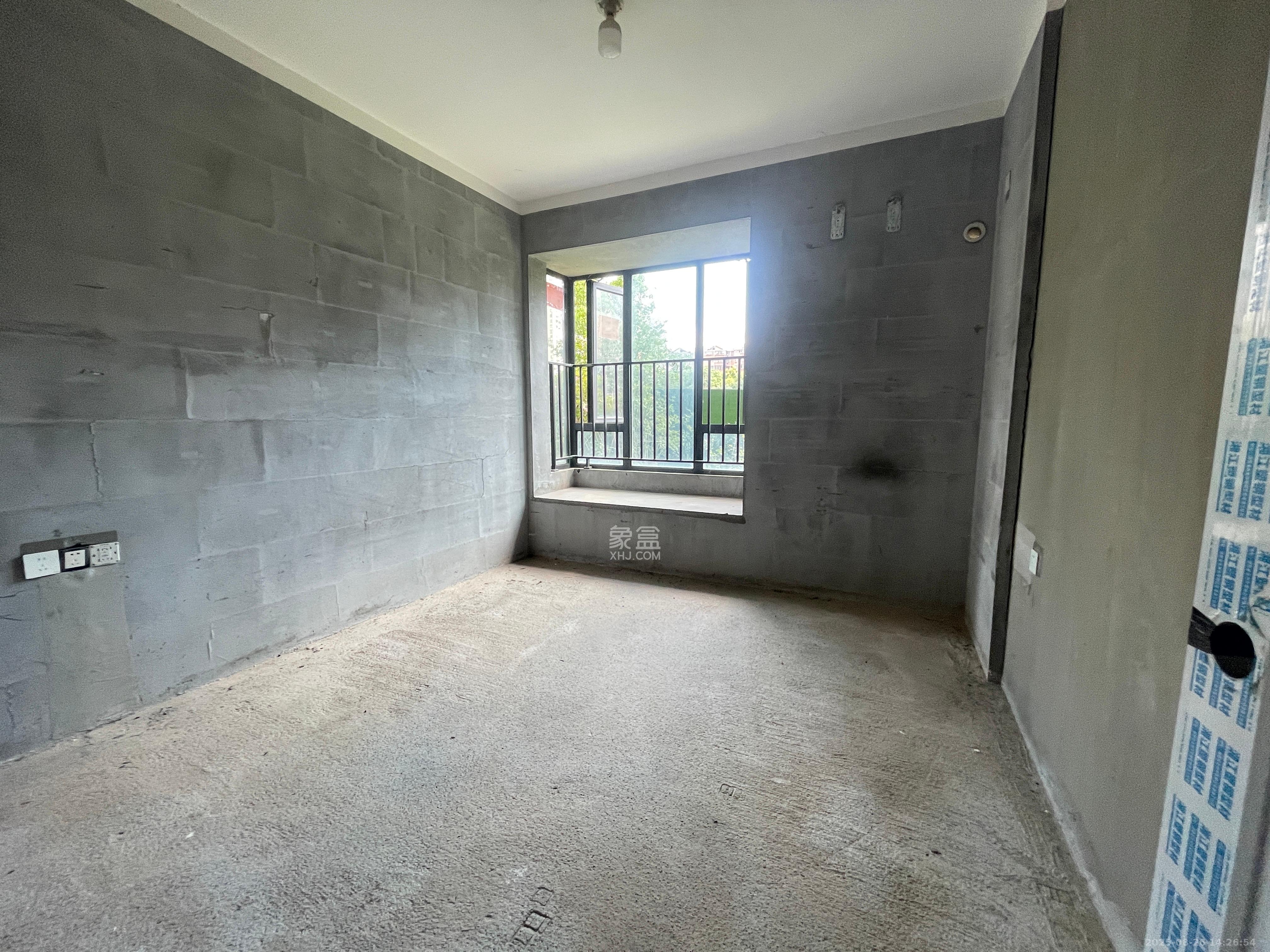 中建钰和城  4室2厅2卫    1400.0元/月室内图