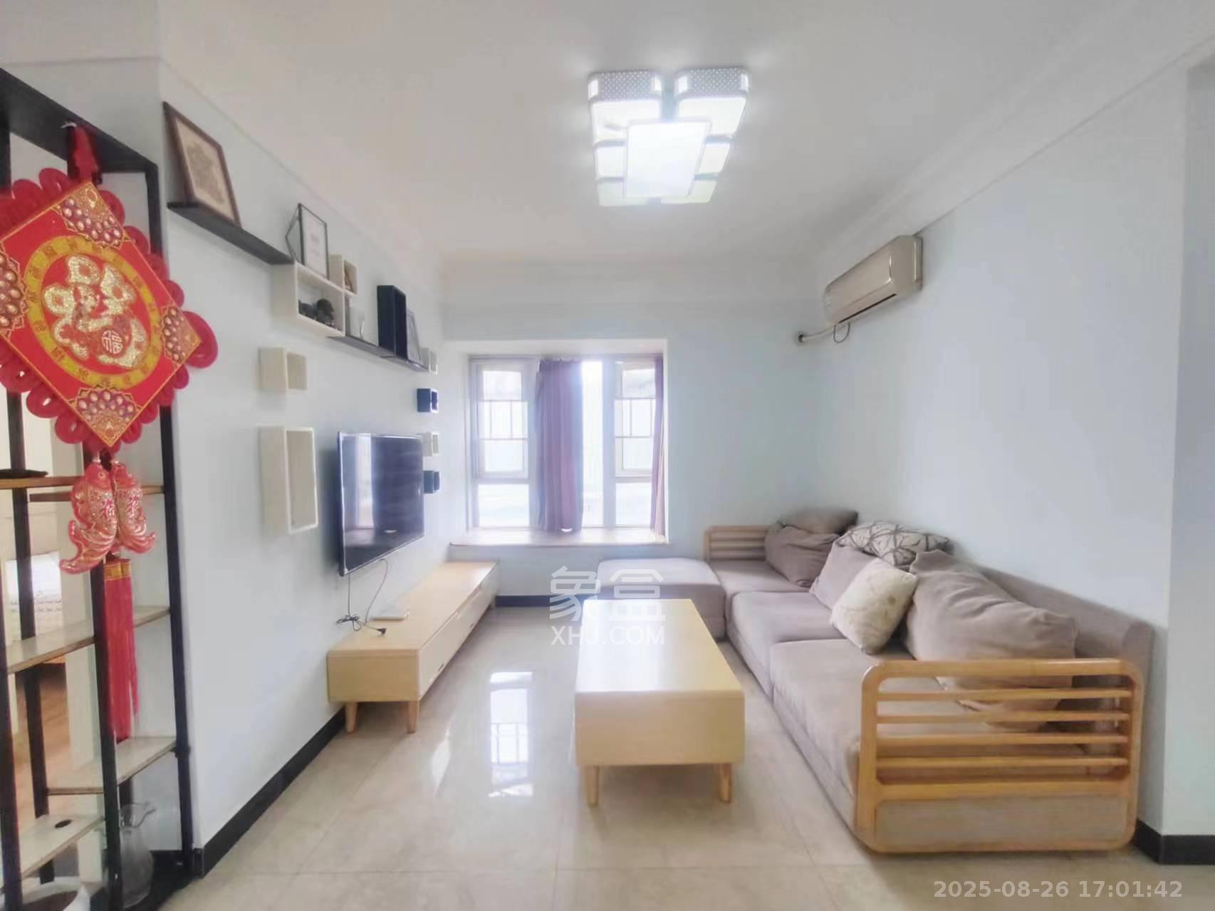 荣盛花语城  3室2厅1卫    1900.0元/月 荣盛花语城  3室2厅1卫    1900.0元/月室内图