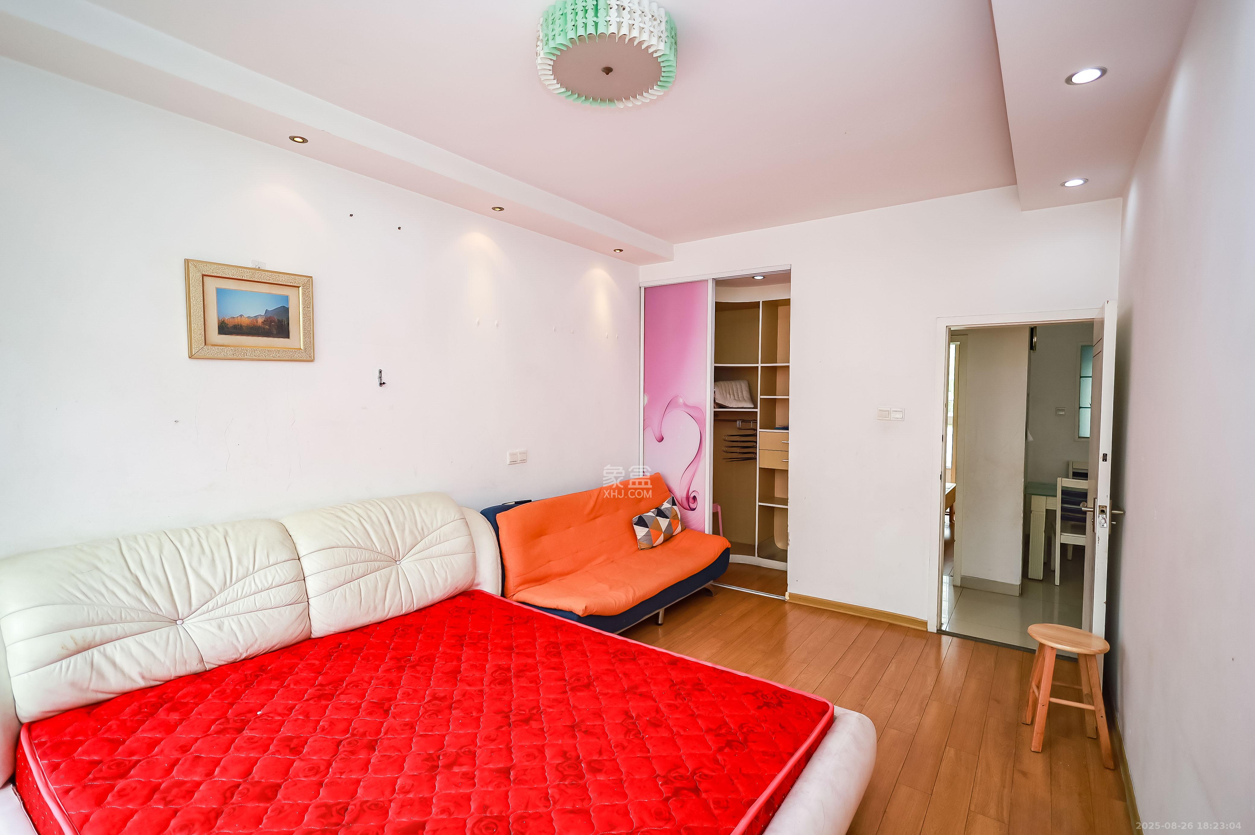 水木兰庭  2室2厅1卫    62.0万卧室