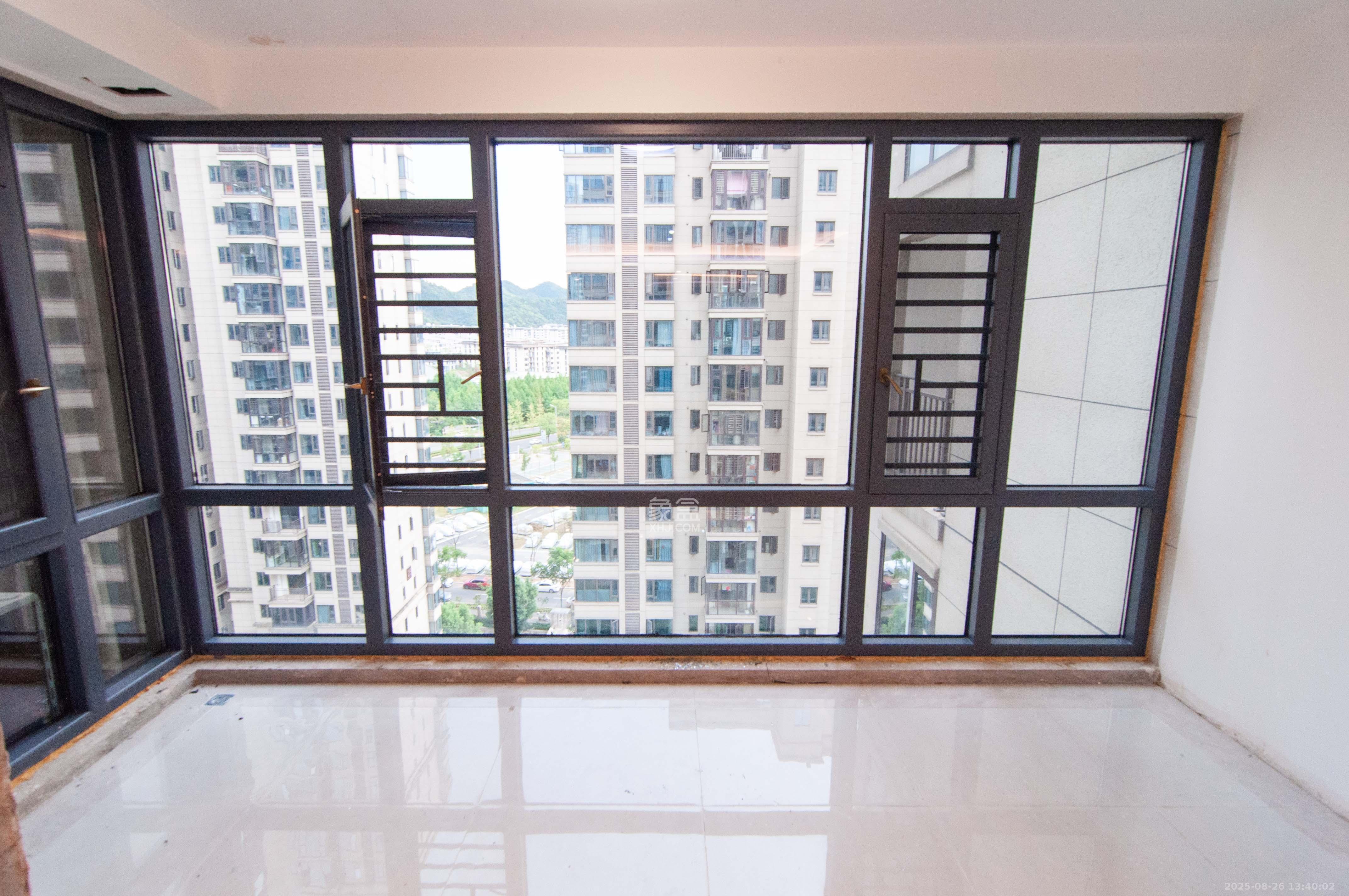 梅溪湖金茂湾  4室2厅2卫    235.0万 梅溪湖金茂湾  4室2厅2卫    235.0万其他