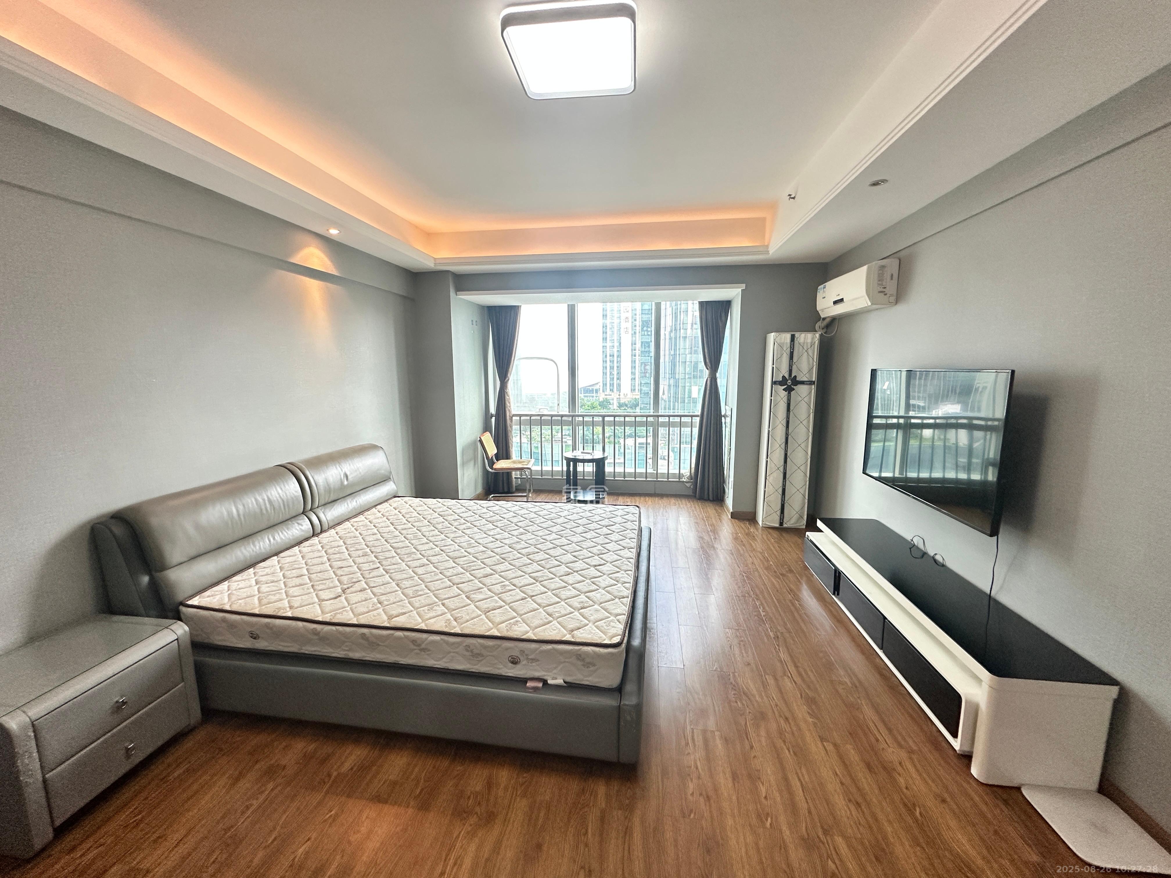 德思勤城市广场(宝格丽公寓)  1室1厅1卫    2100.0元/月 德思勤城市广场(宝格丽公寓)  1室1厅1卫    2100.0元/月室内图