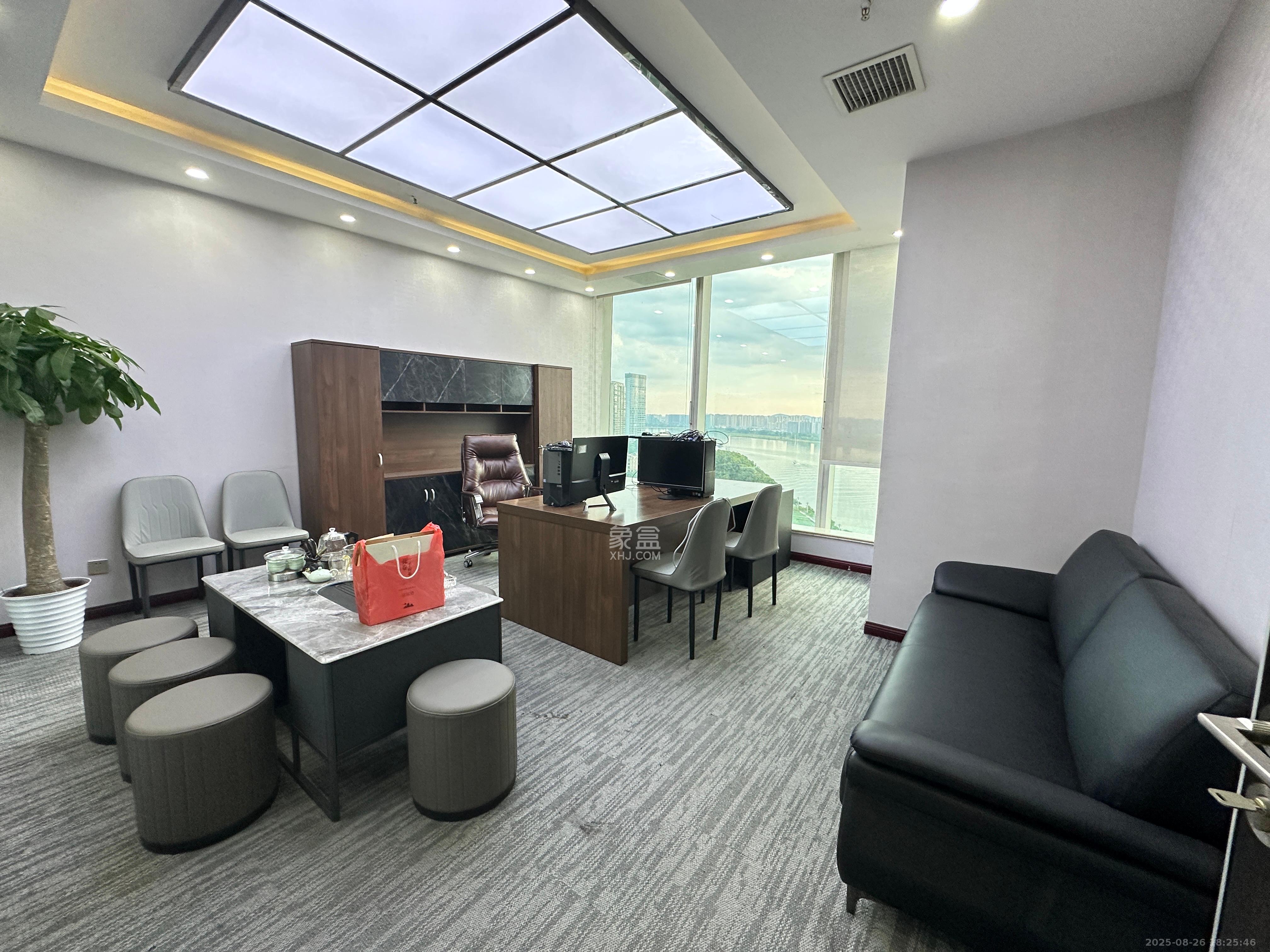 保利国际广场   75.54㎡      12800.0元/月室内图